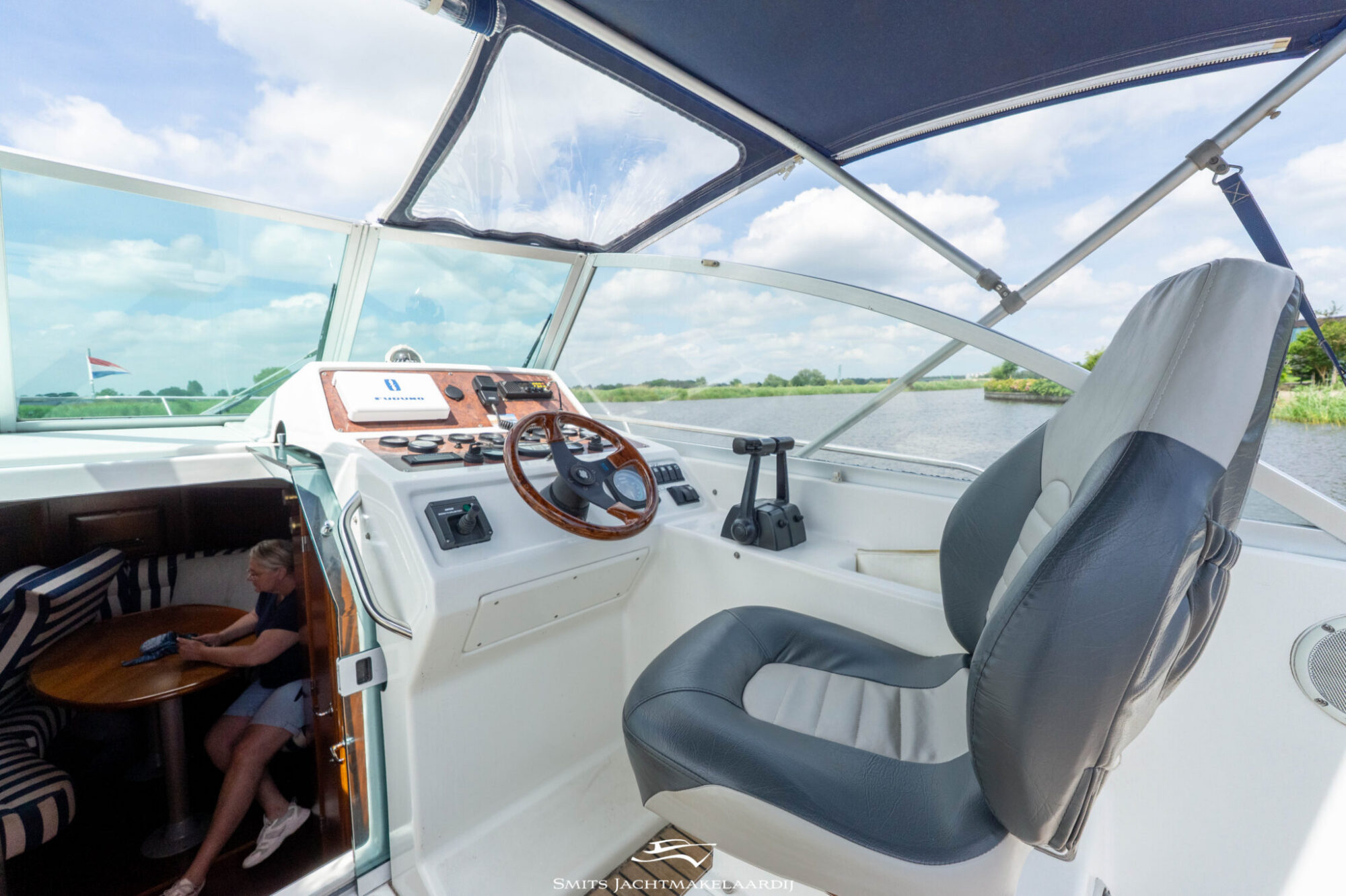 Beneteau Ombrine 9.60 (2002) – twin-motor daycruiser met hut - Foto 10