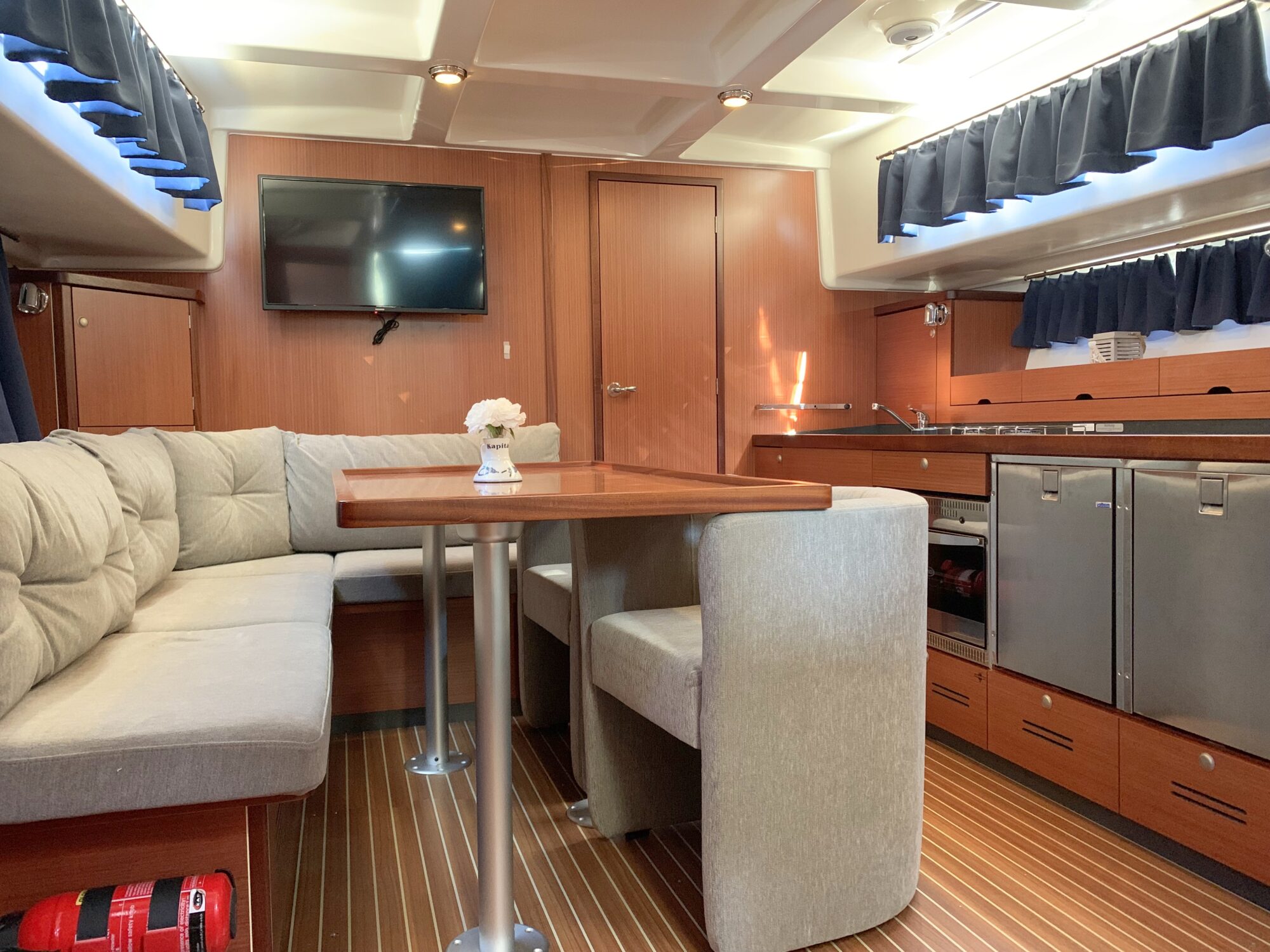 Delphia Escape 1350 (2015) – Drie hutten, boeg- en hekschroef - Foto 11