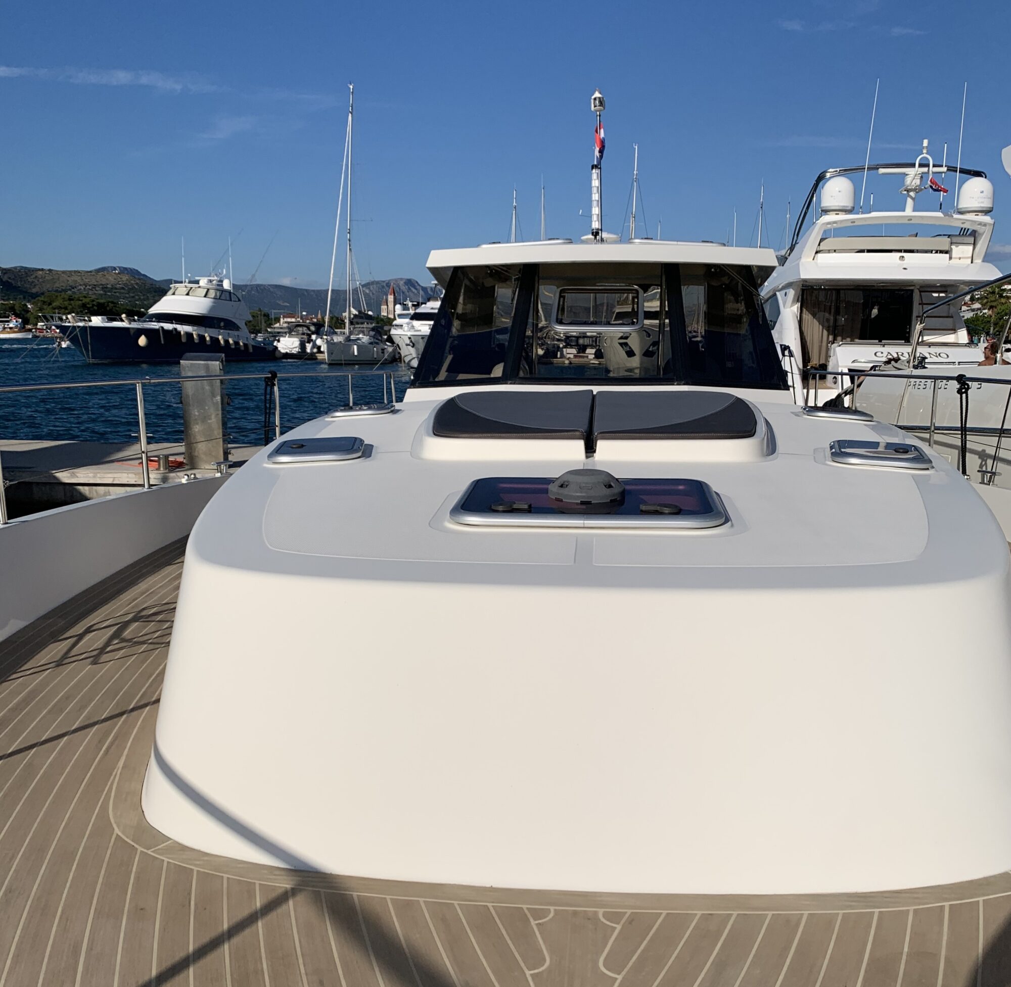 Delphia Escape 1350 (2015) – Drie hutten, boeg- en hekschroef - Foto 12