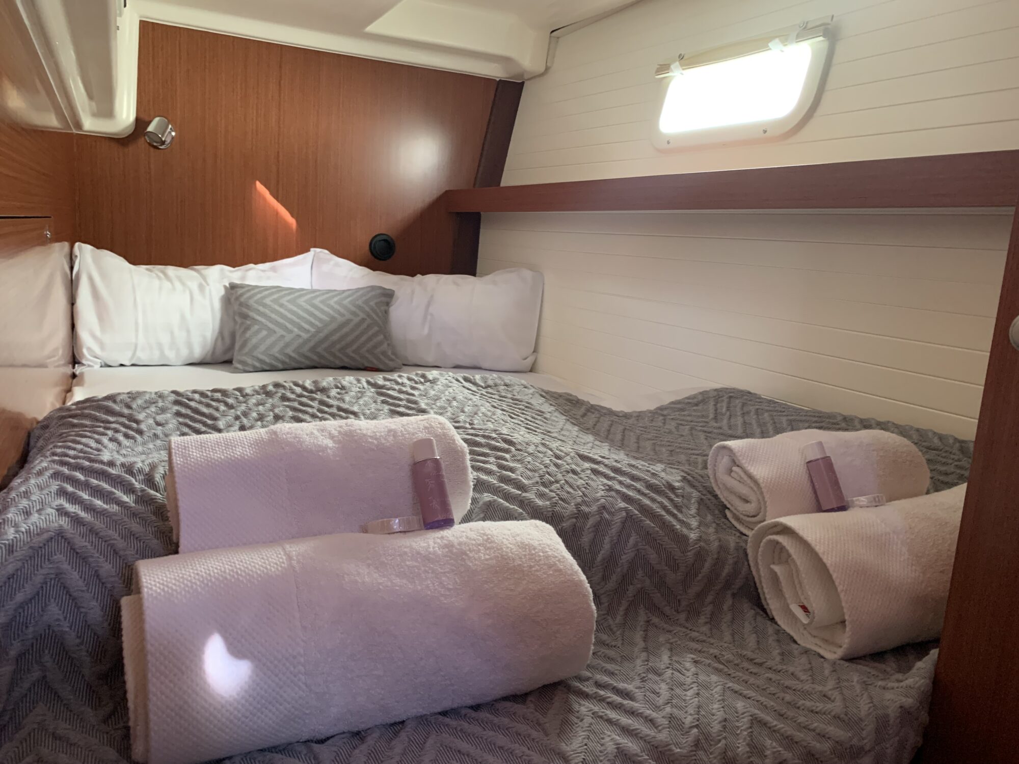 Delphia Escape 1350 (2015) – Drie hutten, boeg- en hekschroef - Foto 21
