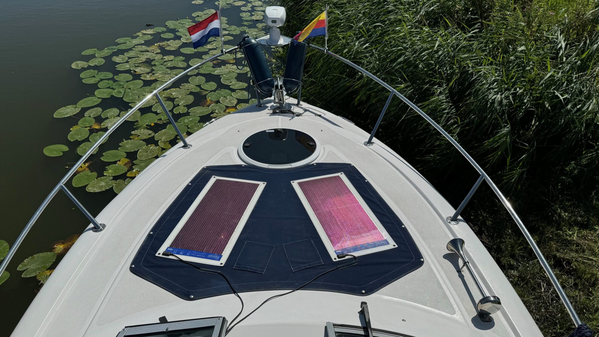 Four Winns 248 Vista 2005 – trailerbaar cruiser met hal-opslag - Foto 19