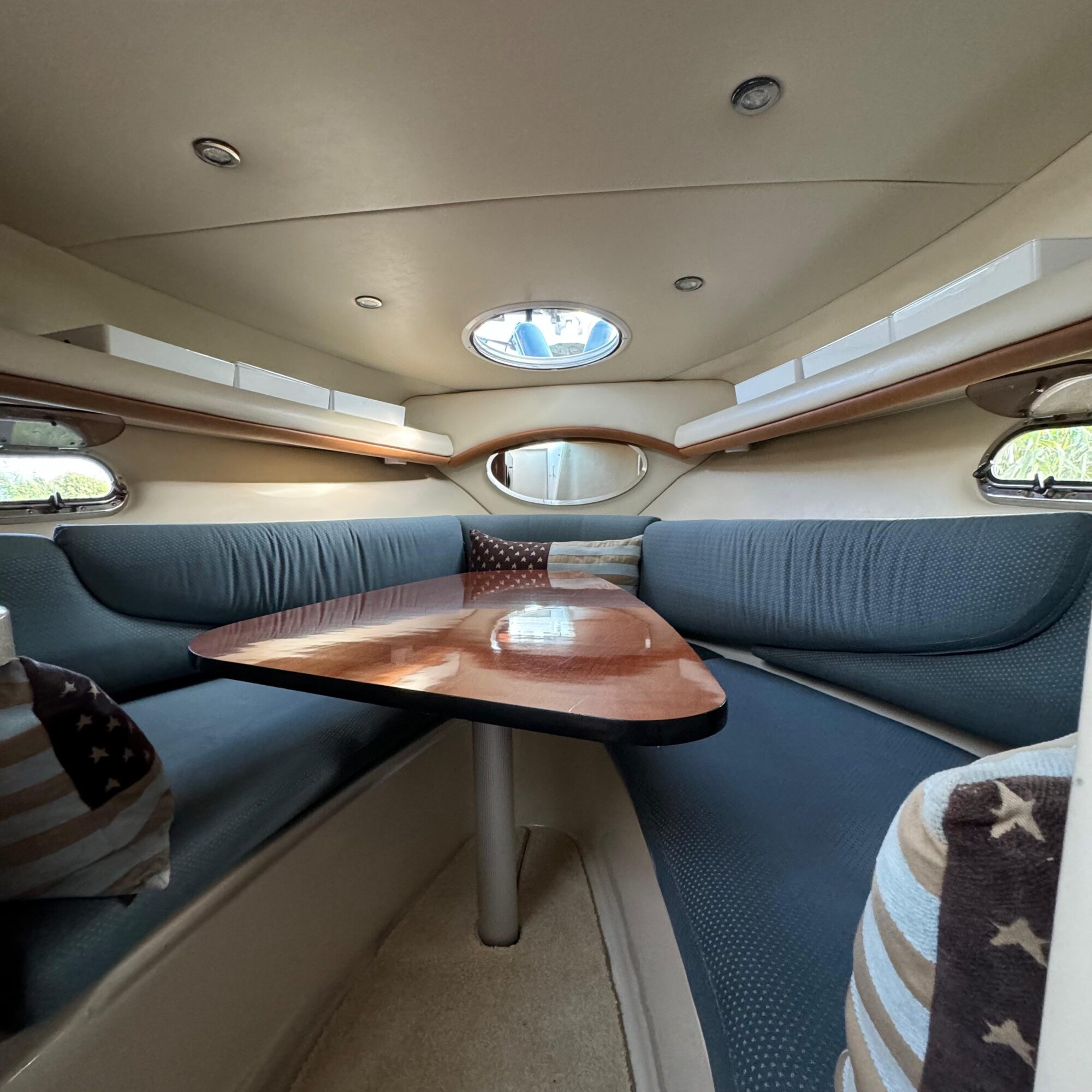 Four Winns 248 Vista 2005 – trailerbaar cruiser met hal-opslag - Foto 29