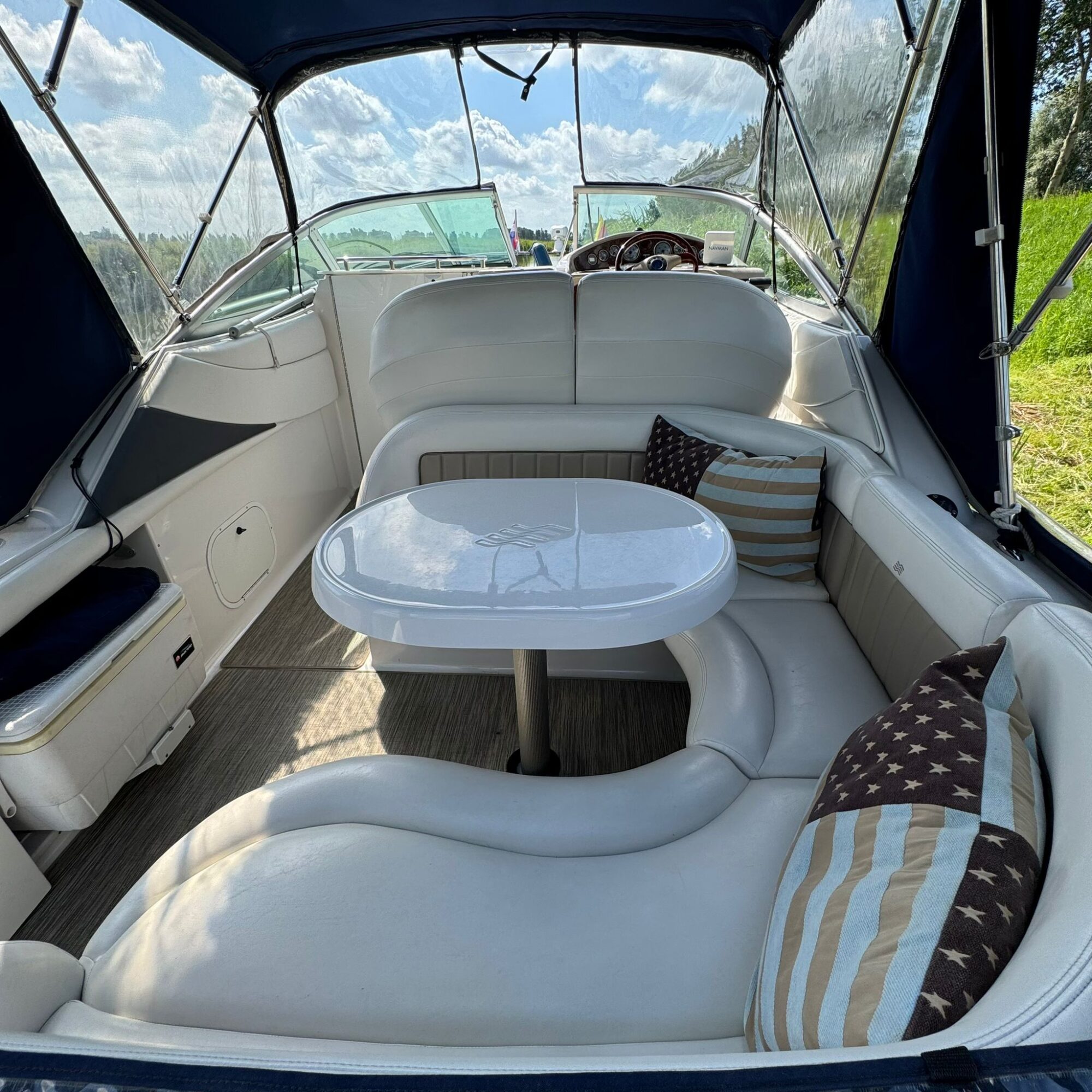 Four Winns 248 Vista 2005 – trailerbaar cruiser met hal-opslag - Foto 10