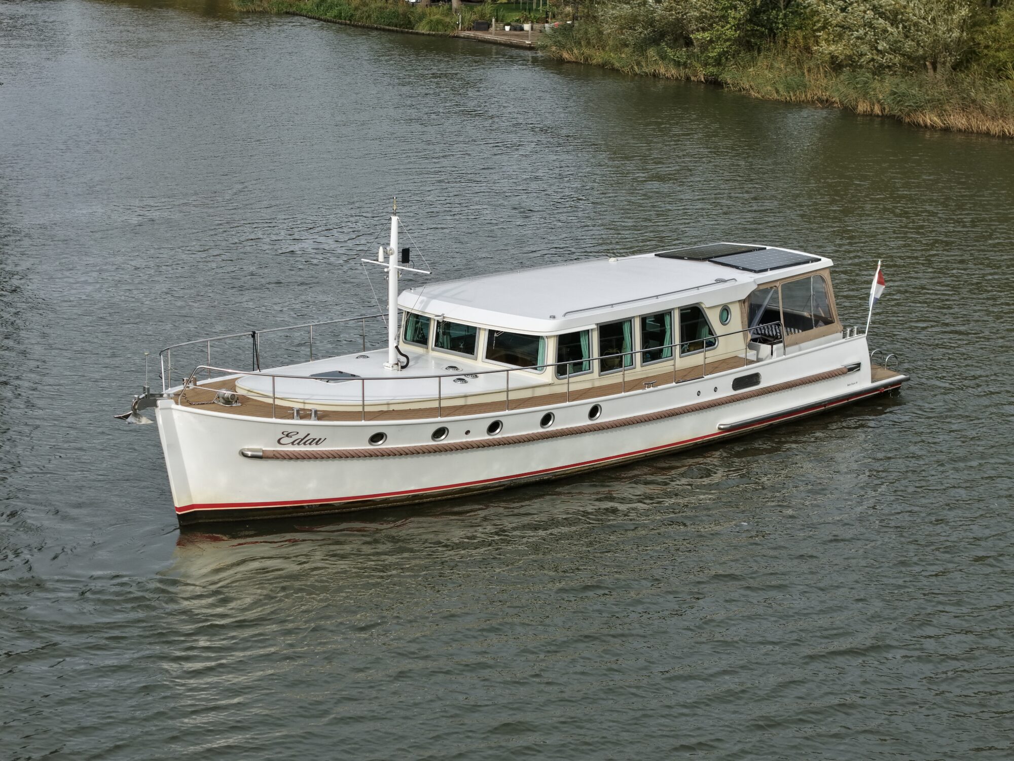 Serious Yachts Gently Low Bridge 45 Sedan - Foto 2