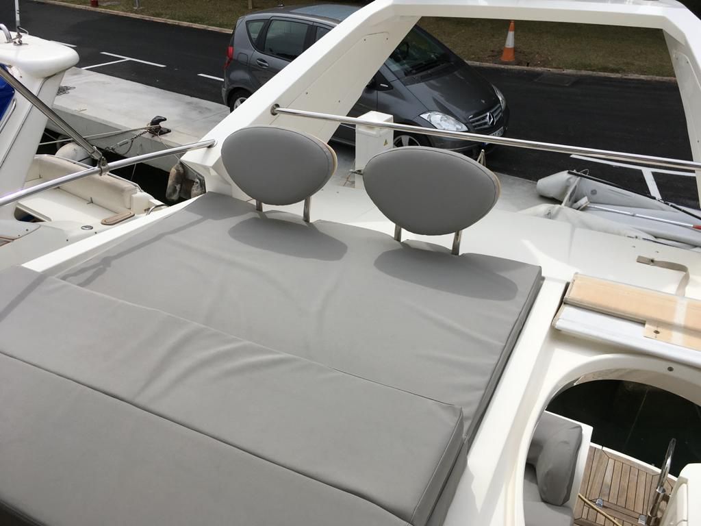 Sealine F34 Flybridge 2009 – dubbele Volvo, 2 hutten - Foto 13