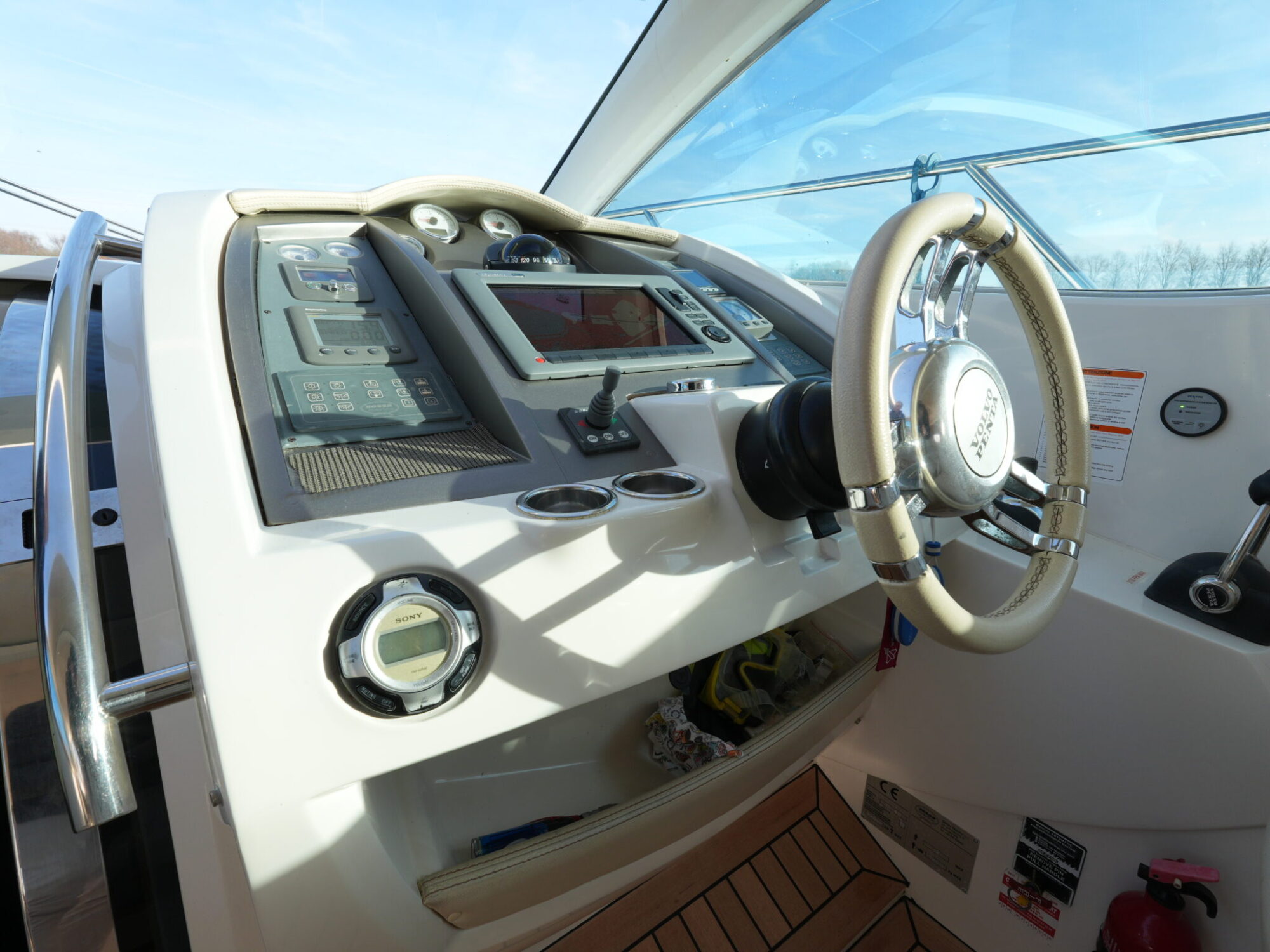 Sessa C46 HT IPS 2009 – IPS-aandrijving en Italiaans design - Foto 13