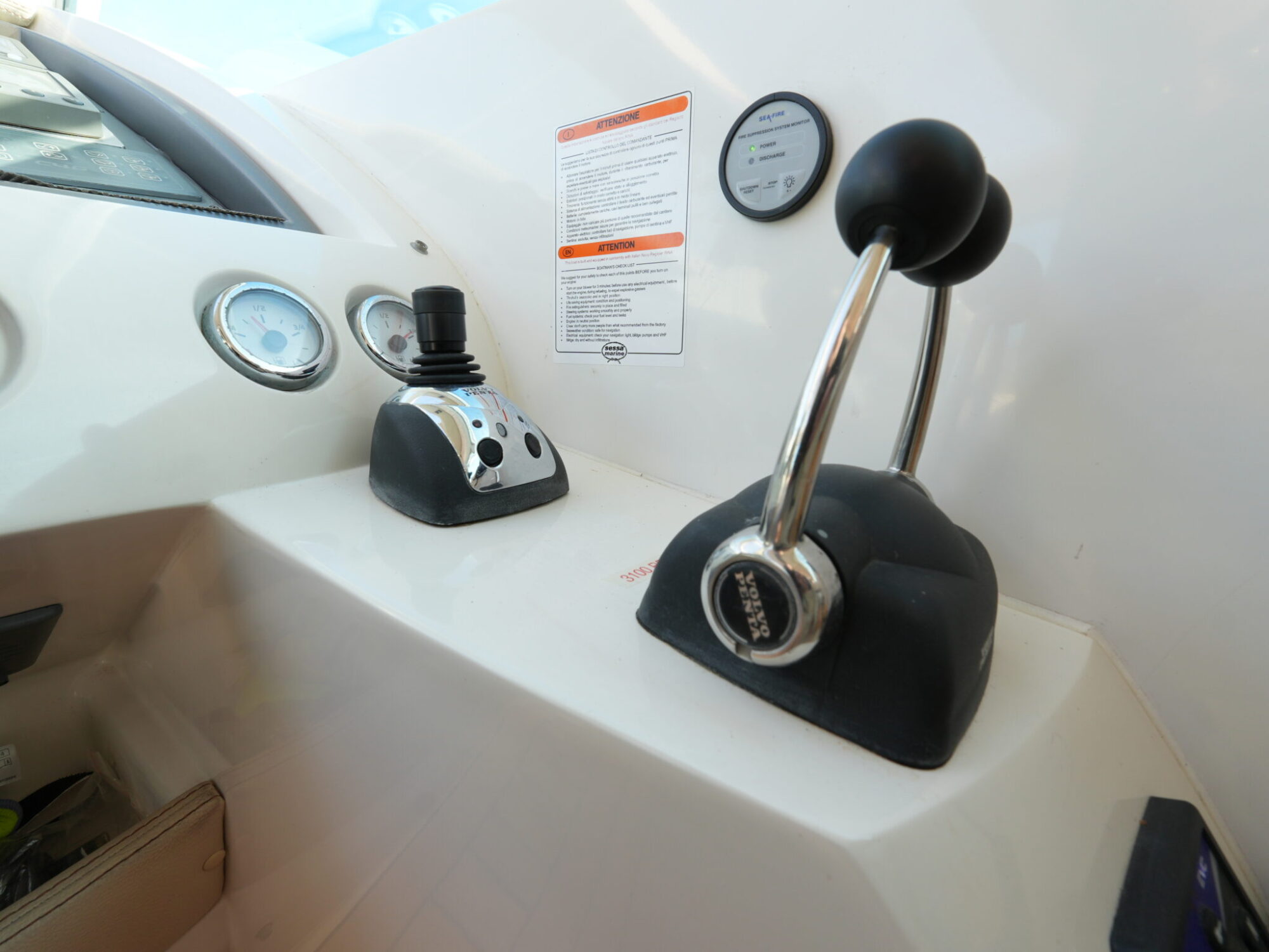 Sessa C46 HT IPS 2009 – IPS-aandrijving en Italiaans design - Foto 16