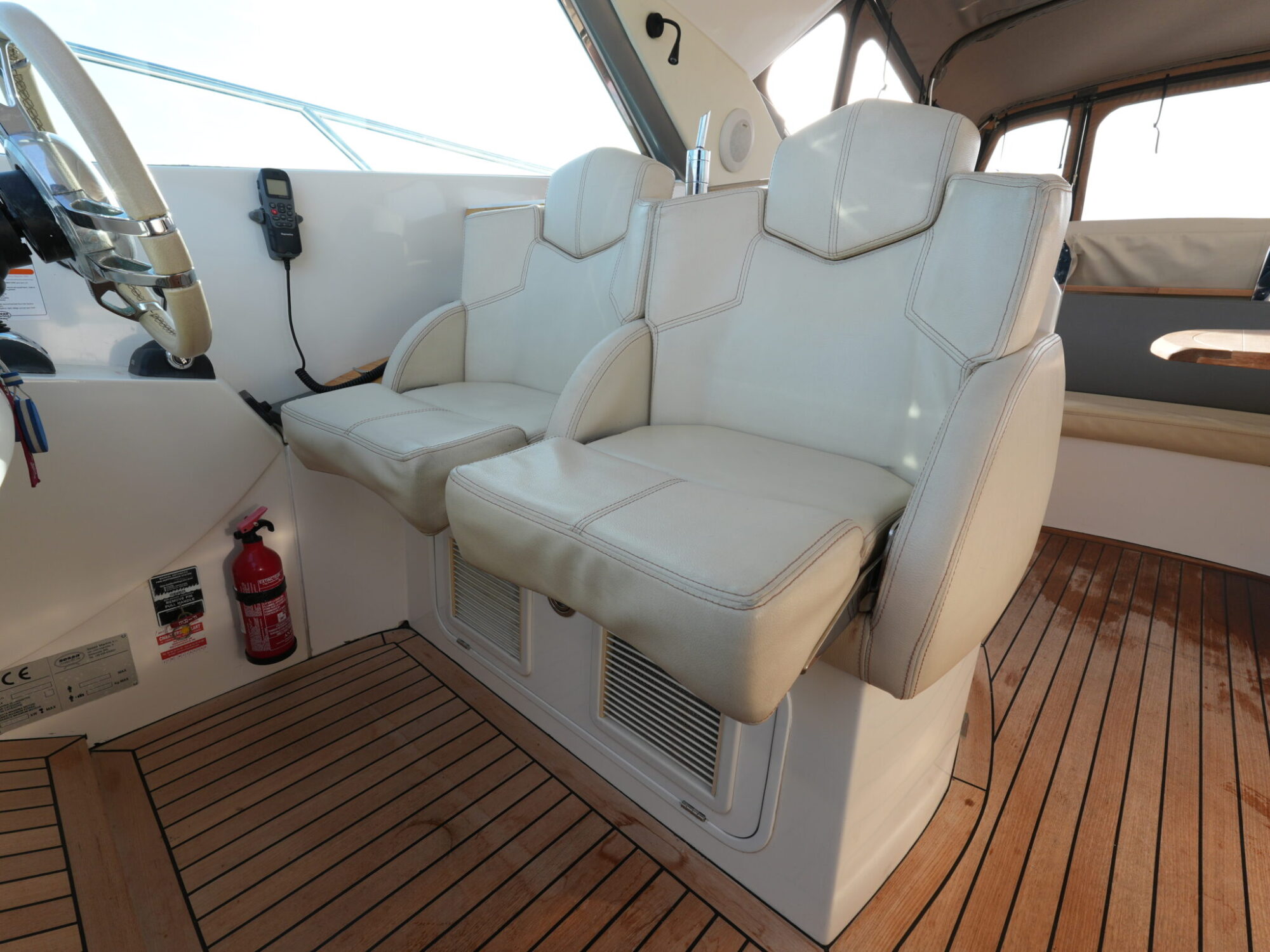 Sessa C46 HT IPS 2009 – IPS-aandrijving en Italiaans design - Foto 17