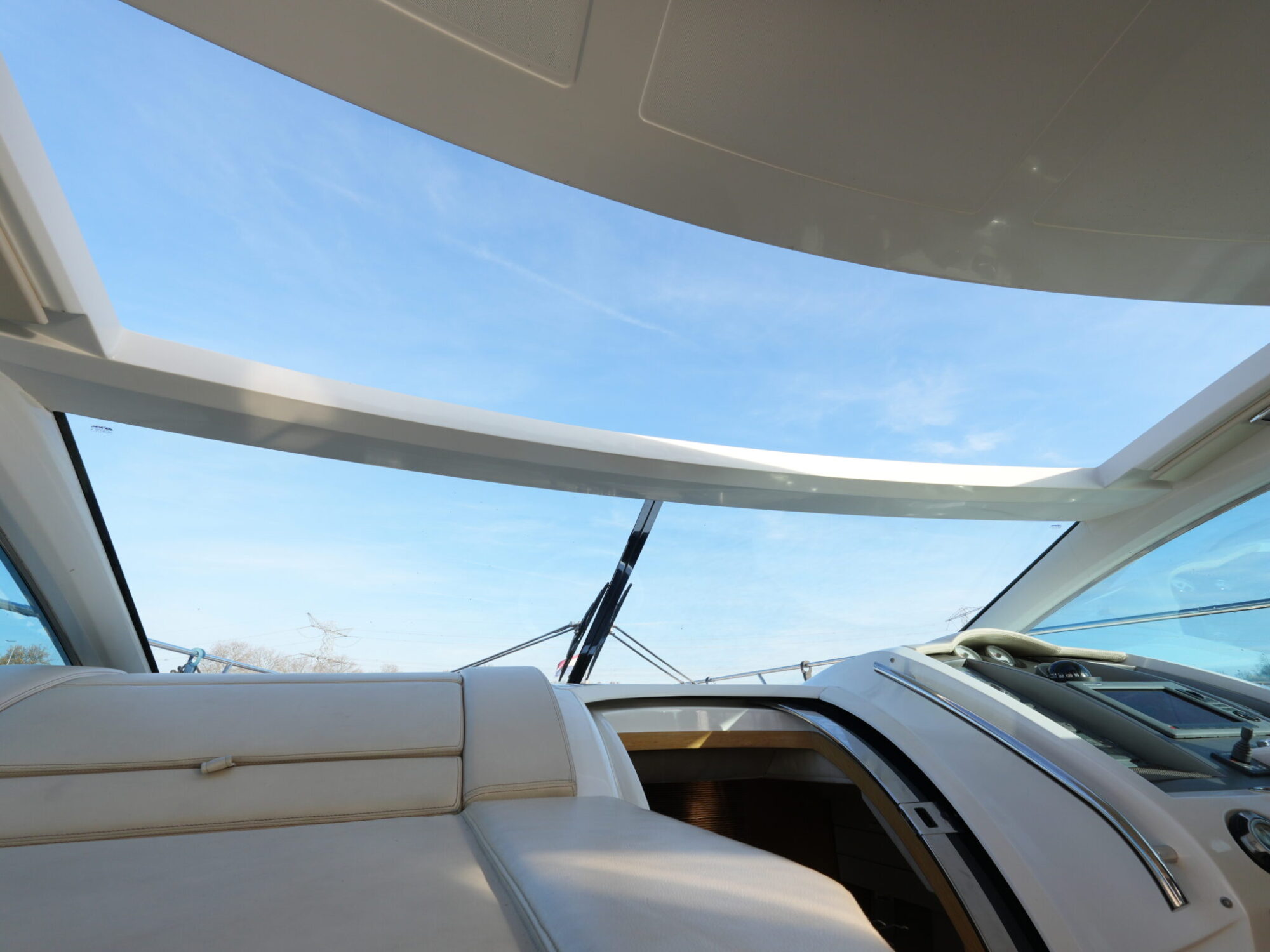 Sessa C46 HT IPS 2009 – IPS-aandrijving en Italiaans design - Foto 21