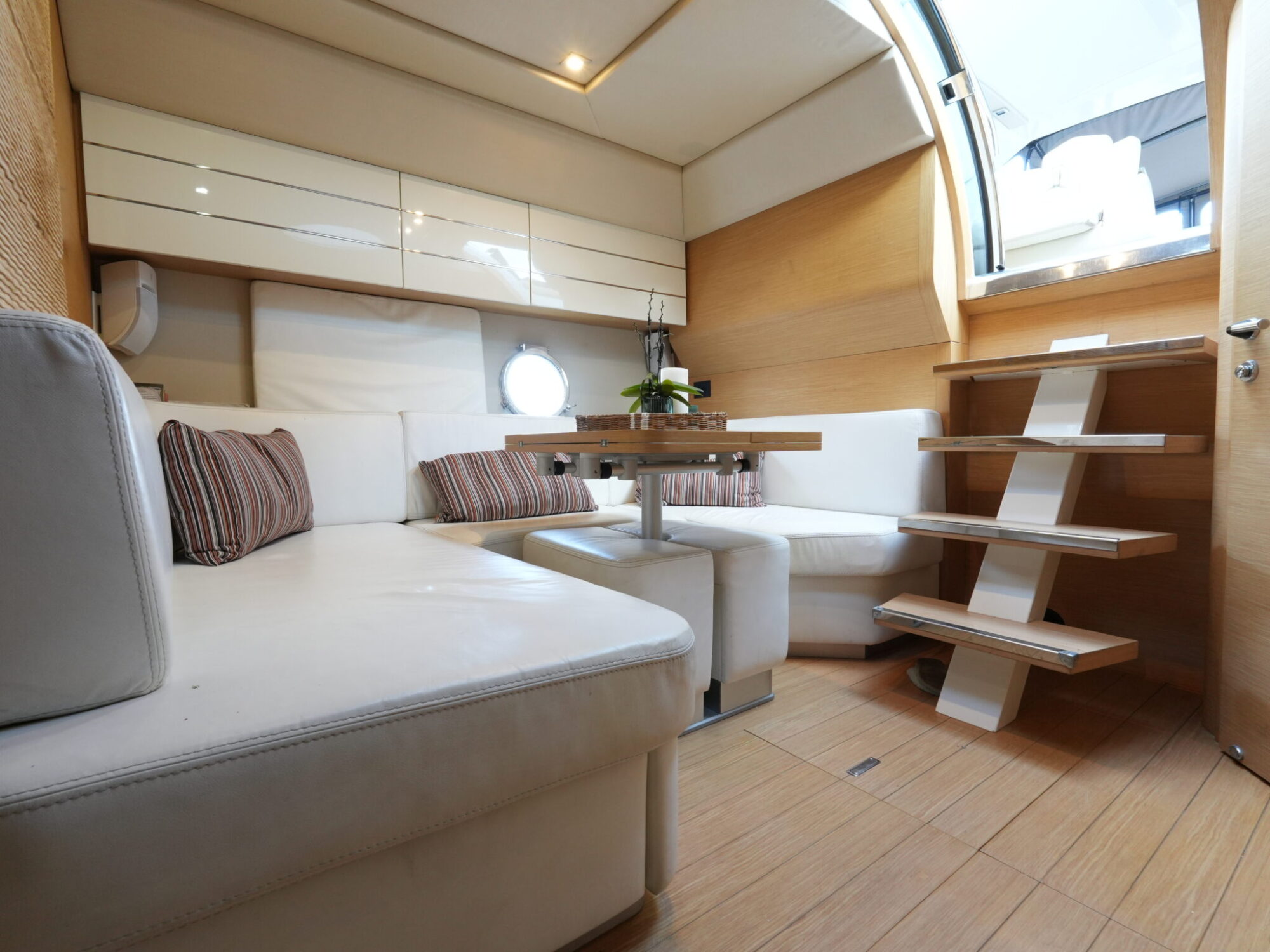 Sessa C46 HT IPS 2009 – IPS-aandrijving en Italiaans design - Foto 23