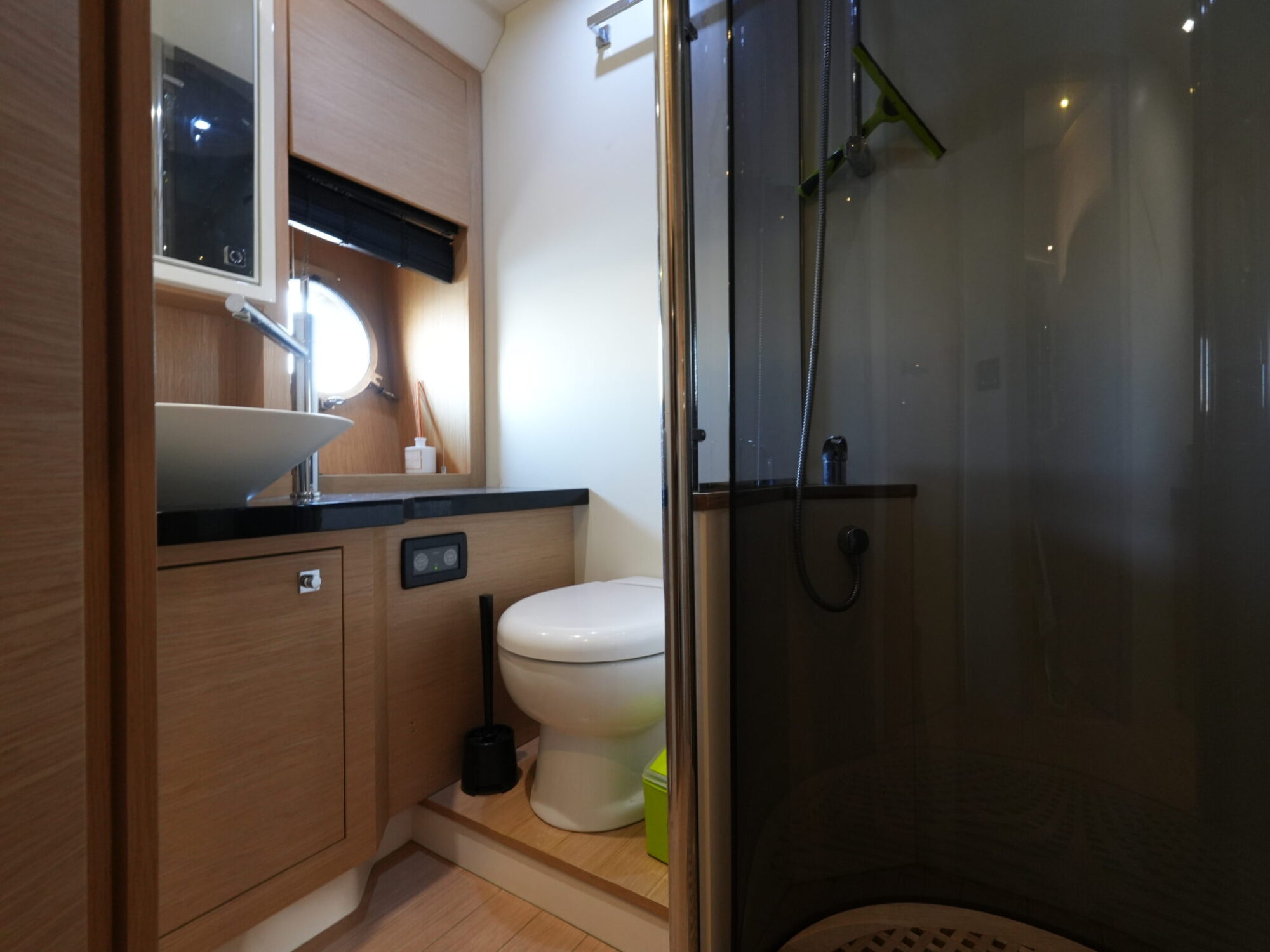 Sessa C46 HT IPS 2009 – IPS-aandrijving en Italiaans design - Foto 25