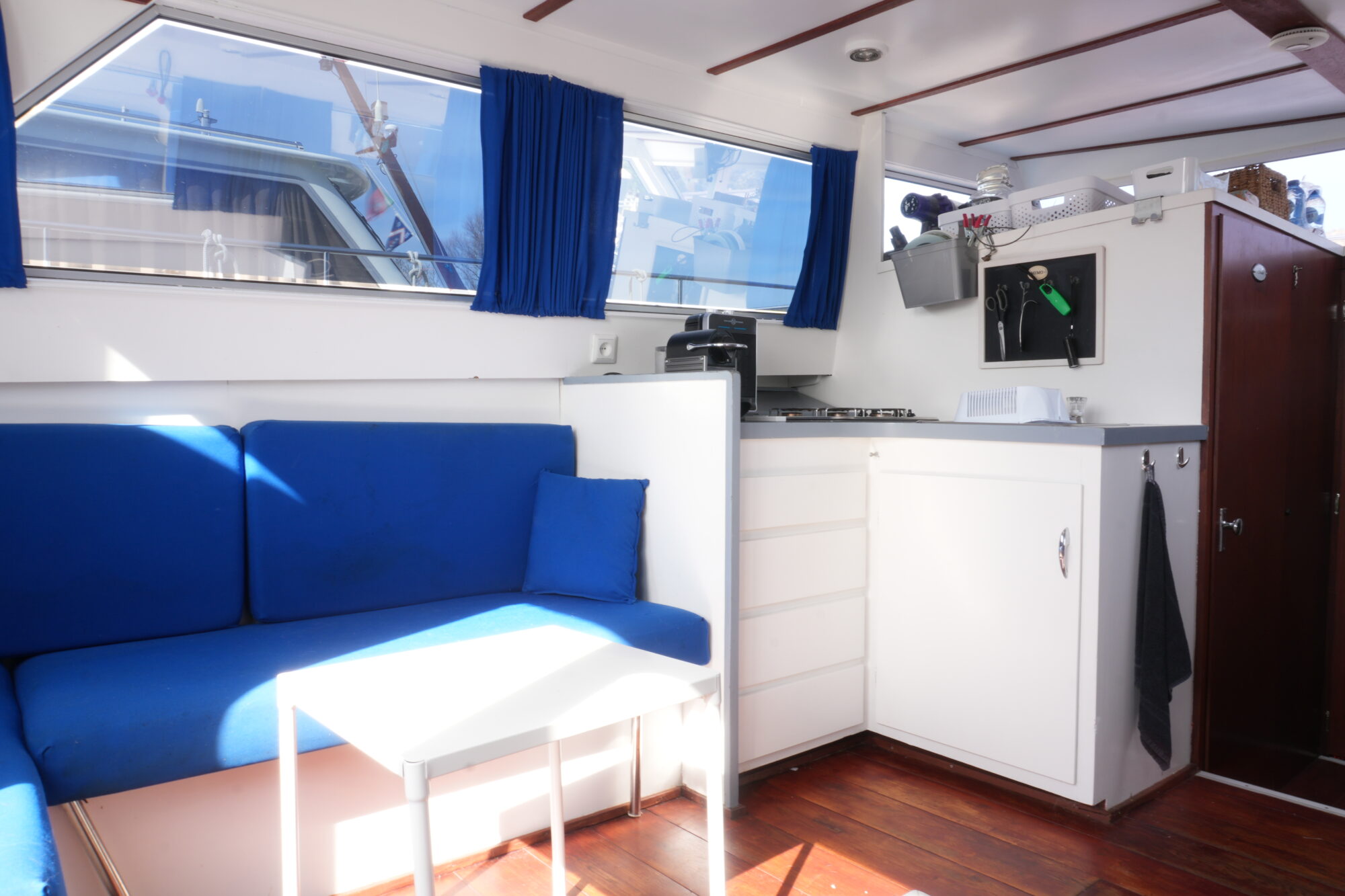 Chris Craft 11.00 Flybridge 1978 – dubbele flybridge-stuurpost - Foto 12