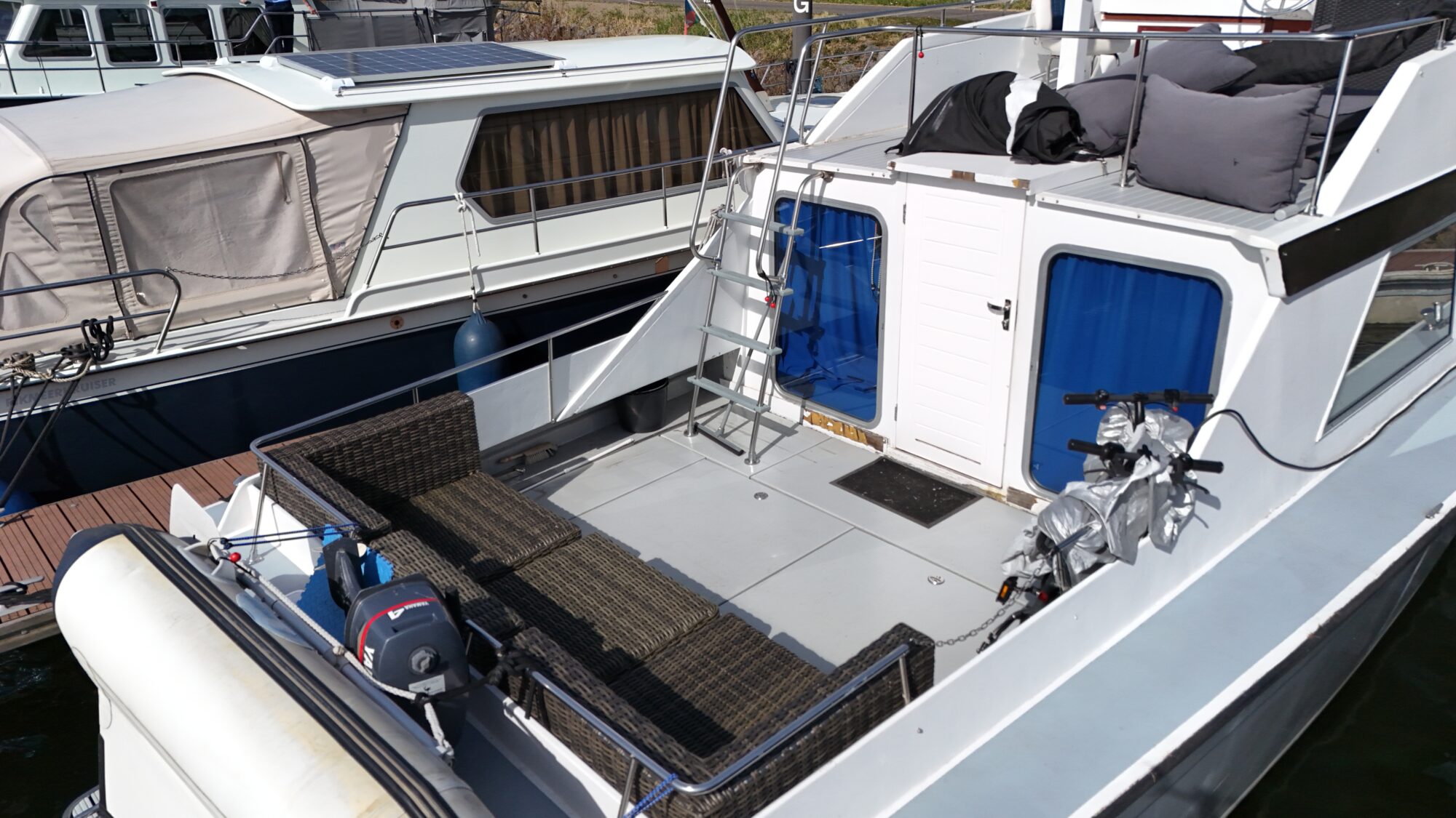 Chris Craft 11.00 Flybridge 1978 – dubbele flybridge-stuurpost - Foto 9
