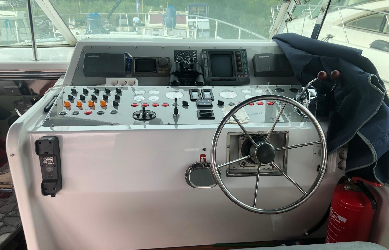 Sea Ray 400 Express Cruiser 1988 – Caterpillar diesels, 2 hutten - Foto 7