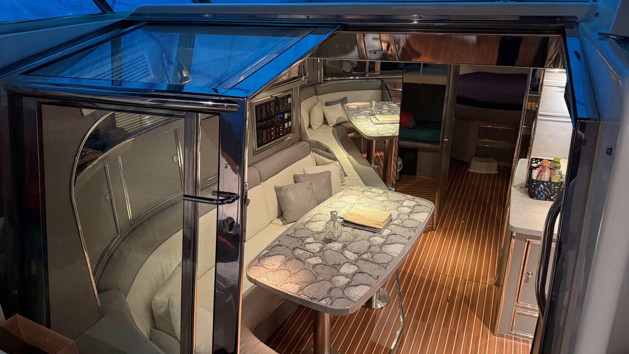 Sea Ray 400 Express Cruiser 1988 – Caterpillar diesels, 2 hutten - Foto 9