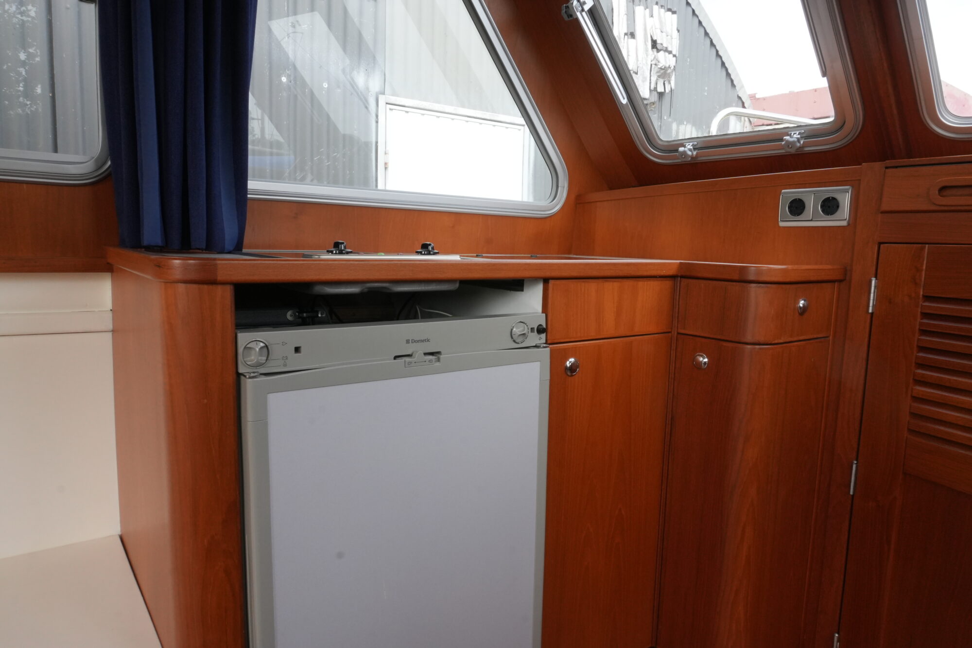 Casco 11.00 OK Flybridge 2000 – afbouwproject met flybridge - Foto 21