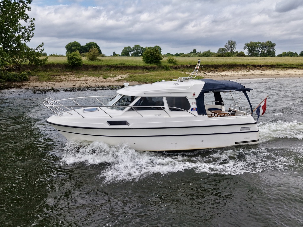 NB Marine 8700 - Foto 1