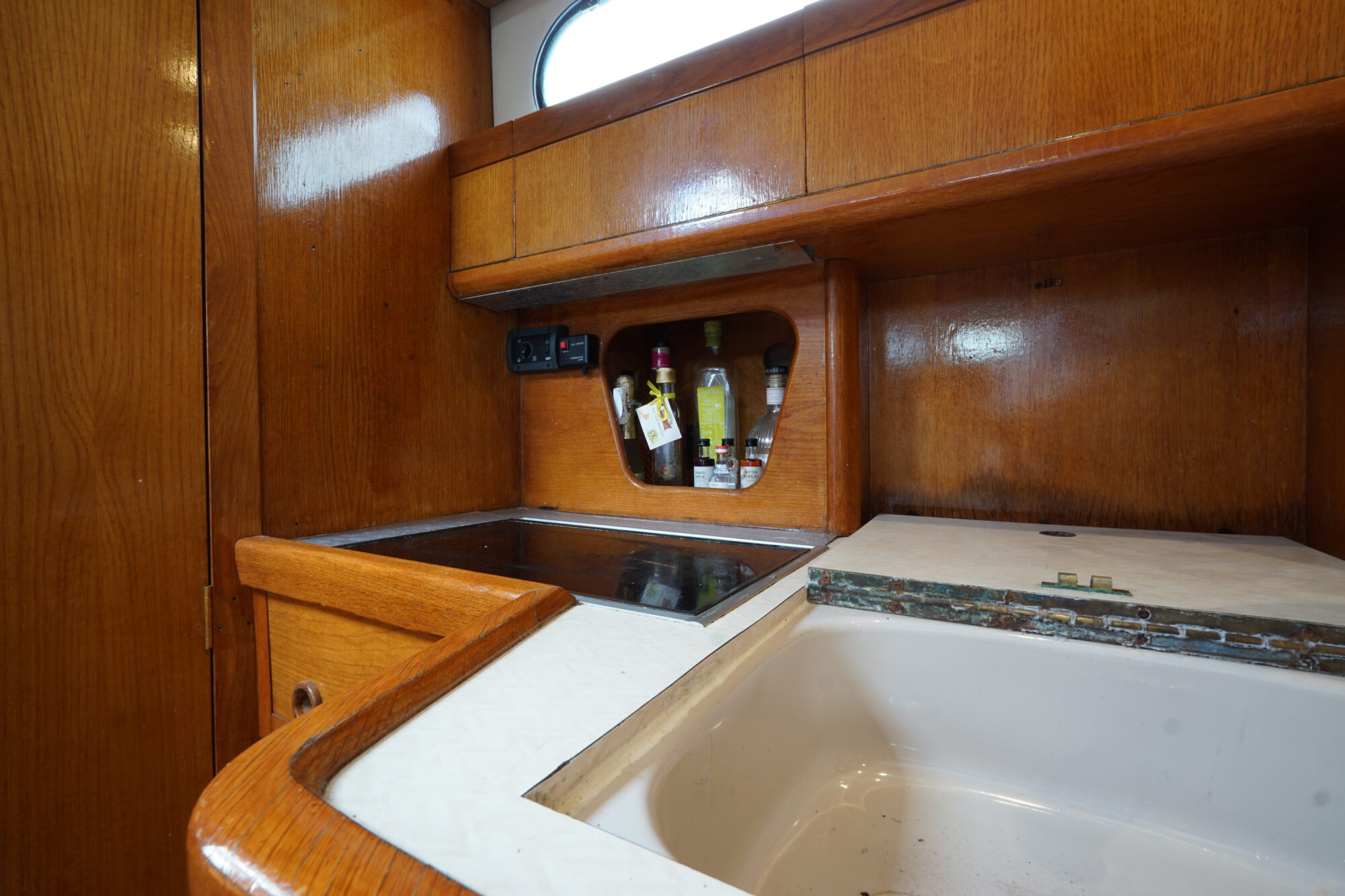 Sealine 328 Sport Bridge 1988 – Wendbaar en comfortabel - Foto 14