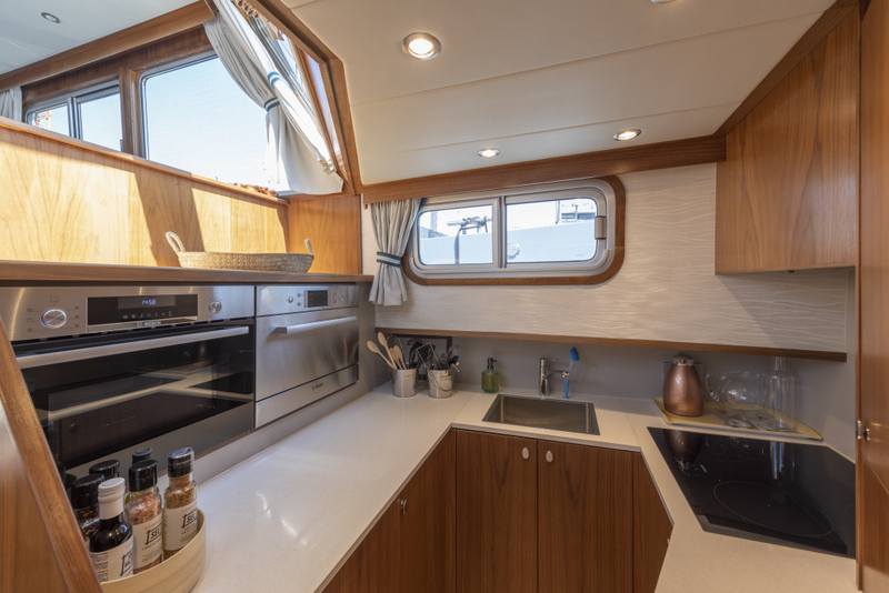 Tinnemans Tinn Liner 14.95 AK Cabrio 2019 – custom build met spudpalen - Foto 10