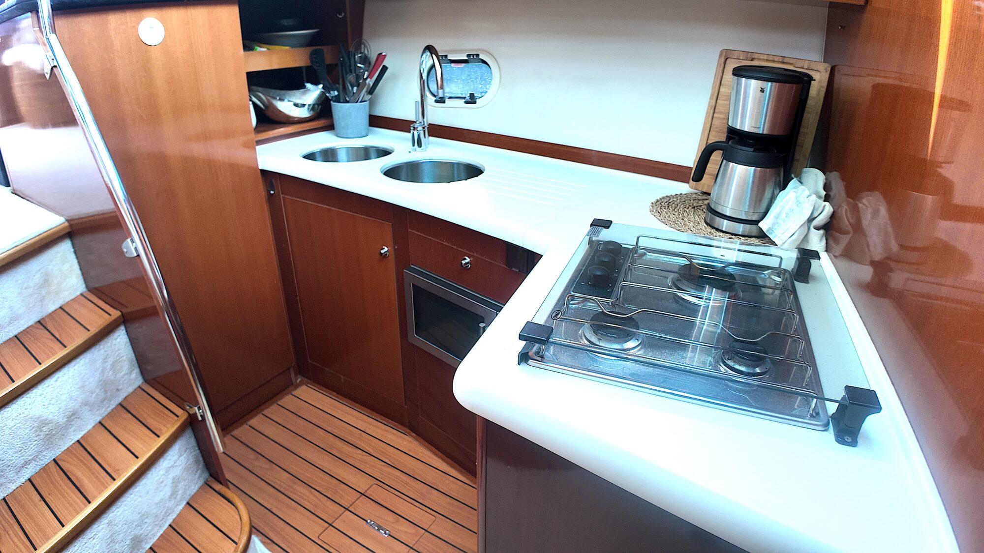 Jeanneau Prestige 42 Flybridge 2007 – Dubbel Cummins & ruim salon - Foto 14