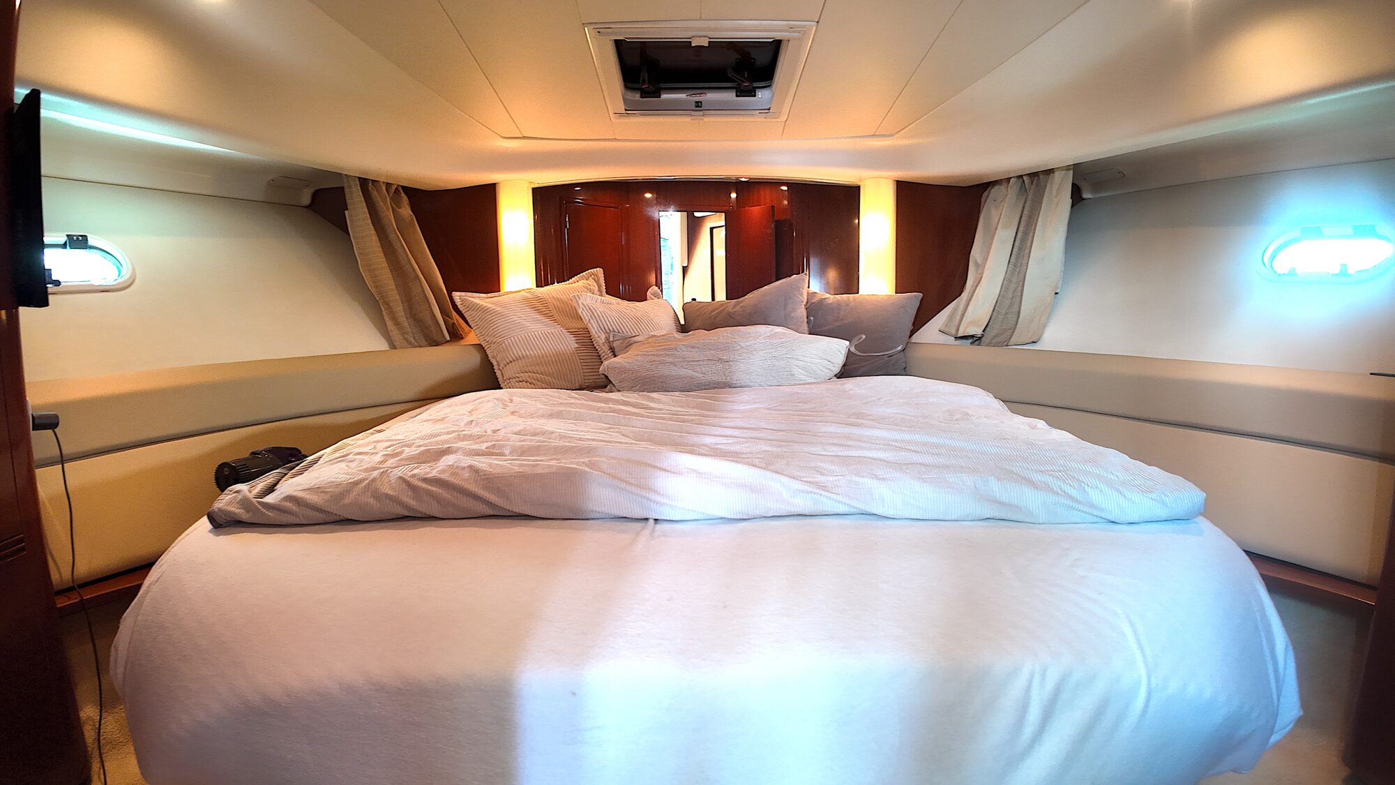 Jeanneau Prestige 42 Flybridge 2007 – Dubbel Cummins & ruim salon - Foto 17