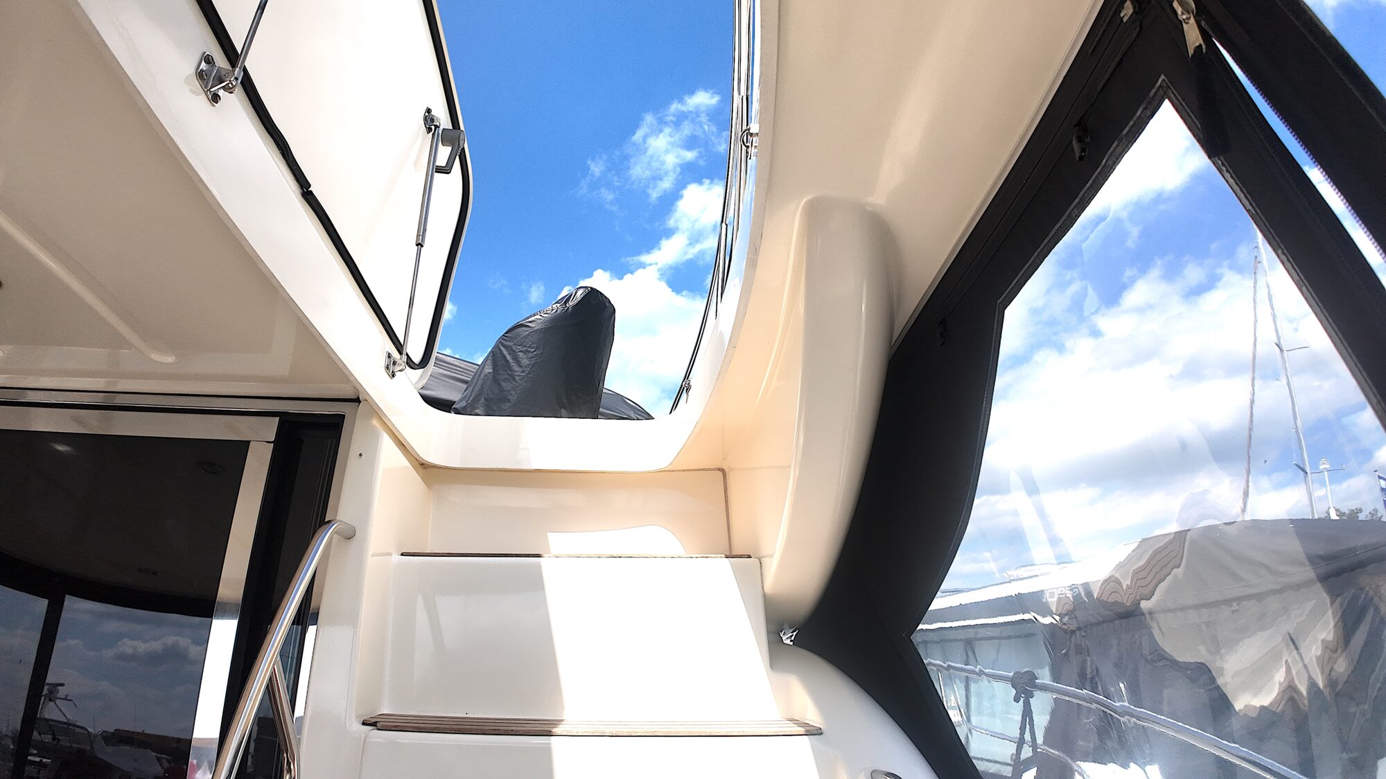 Jeanneau Prestige 42 Flybridge 2007 – Dubbel Cummins & ruim salon - Foto 22