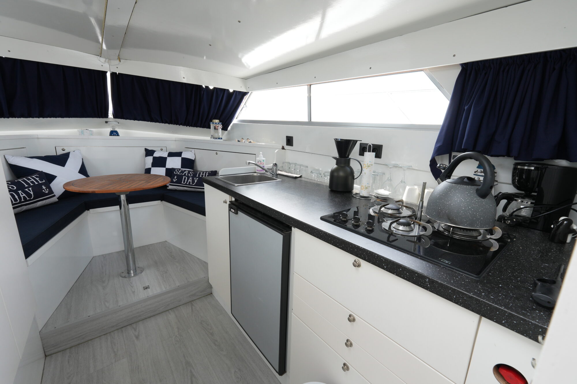 Marco 860 AK 1988 – lage doorvaart, recent motorblok - Foto 13