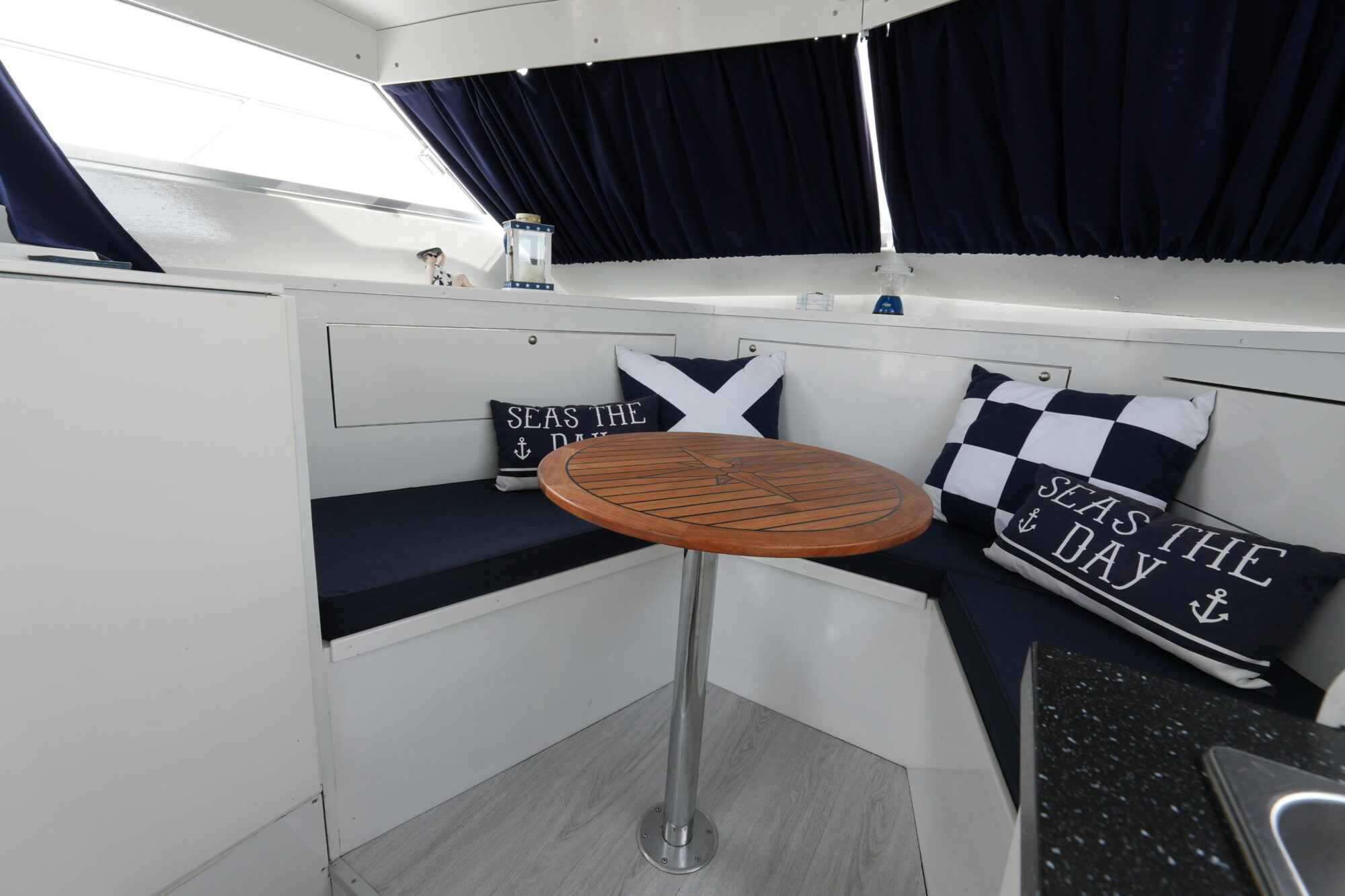 Marco 860 AK 1988 – lage doorvaart, recent motorblok - Foto 14
