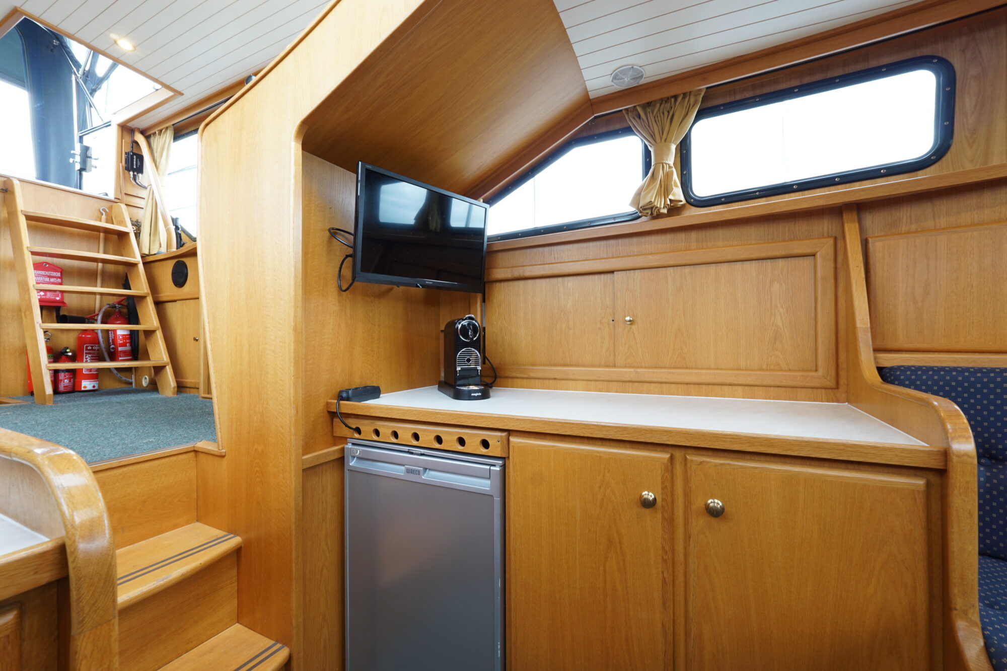 Gruno 35 S Compact 1998 – Stalen verdrongen romp met doorvaarthoogte 2,65 m - Foto 16