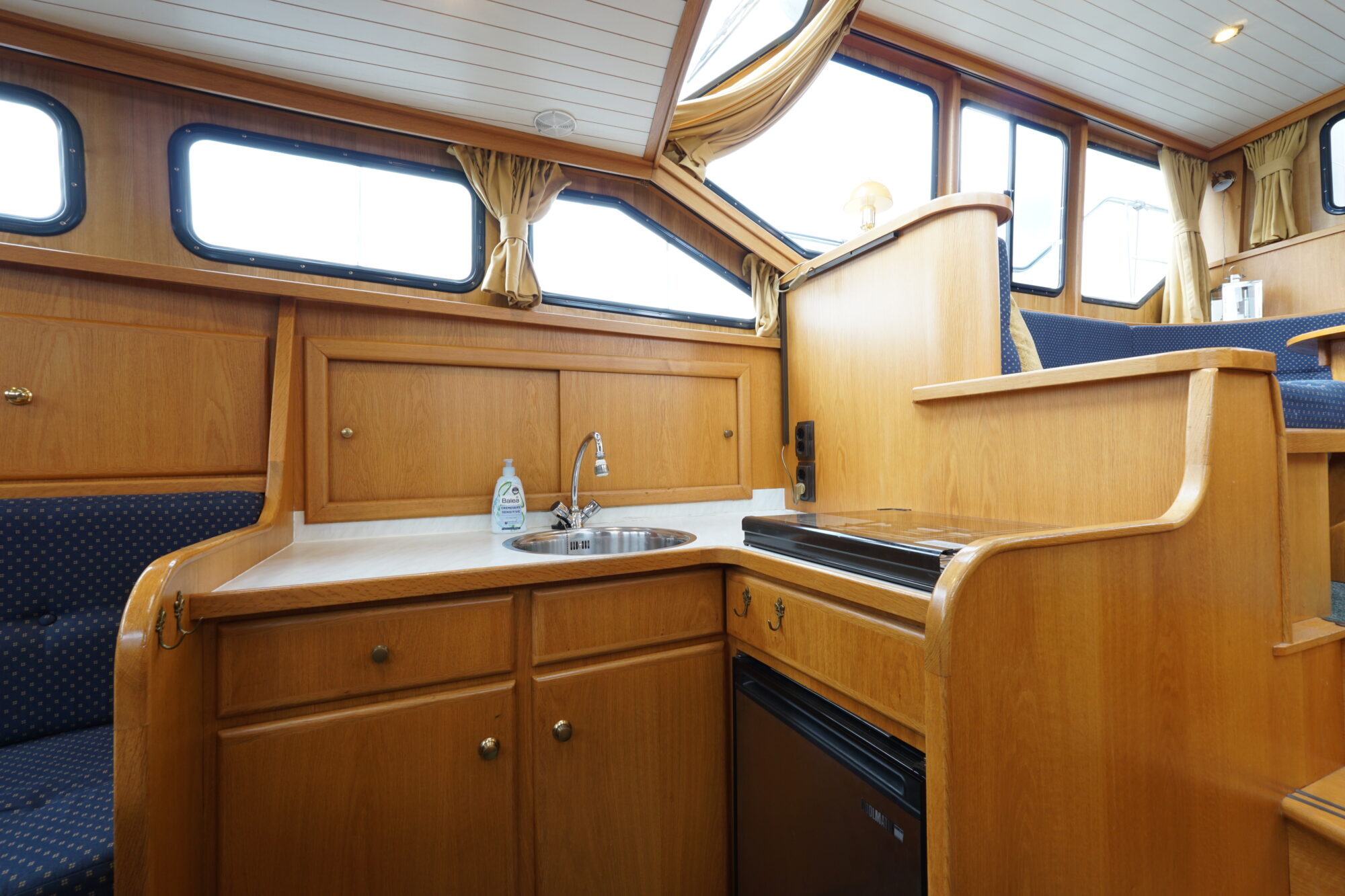 Gruno 35 S Compact 1998 – Stalen verdrongen romp met doorvaarthoogte 2,65 m - Foto 18