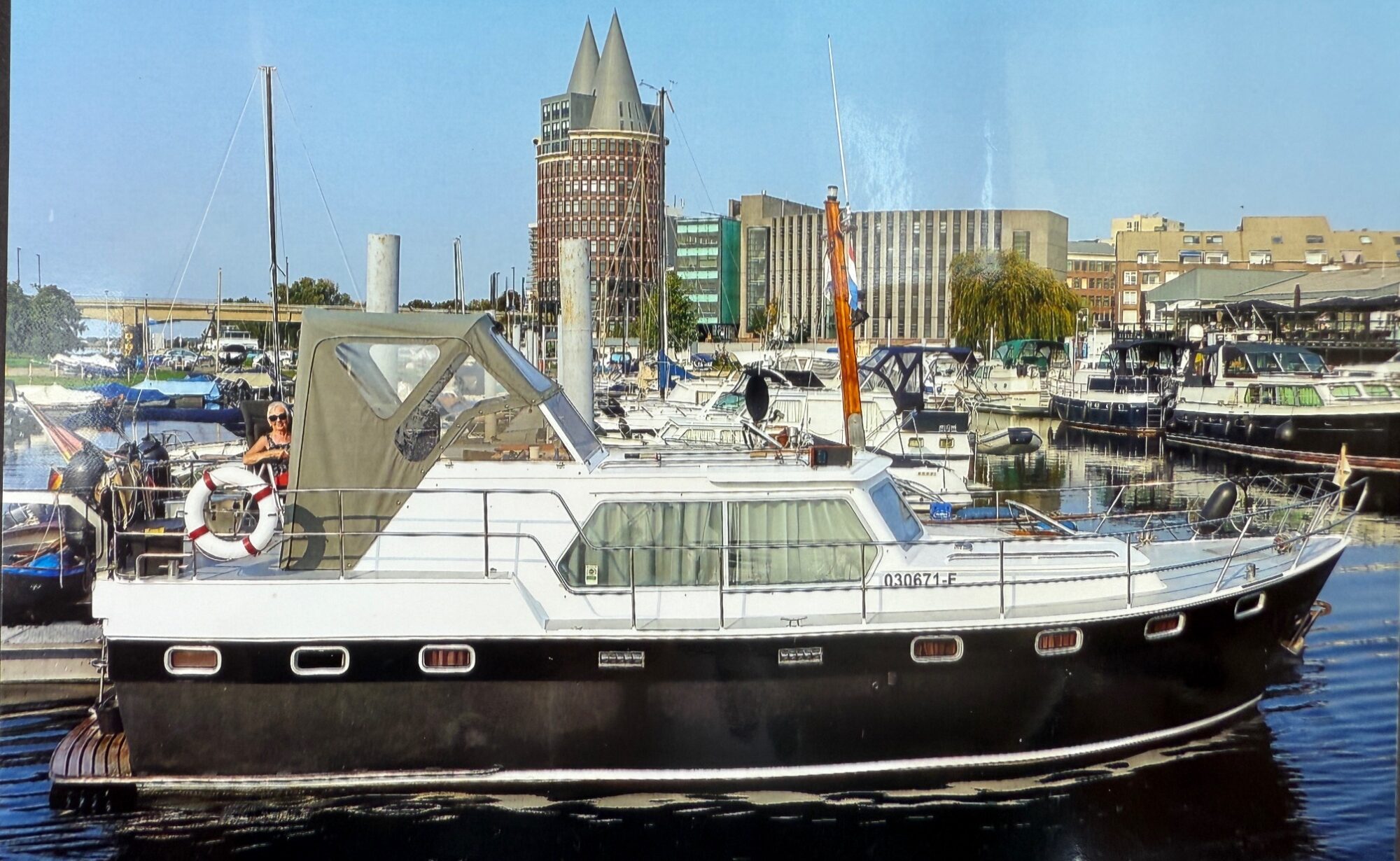 Valkkruiser 10.50 AK Cabrio 1991 – Stalen achterkajuit-kruiser - Foto 2
