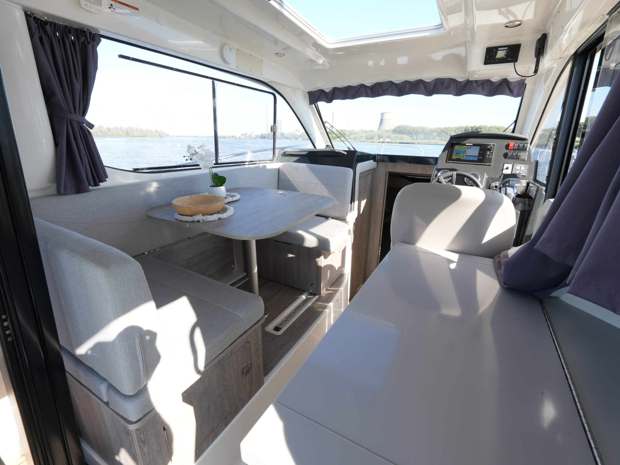 Quicksilver 905 Activ Weekend 2019 – Outboard met dubbele hut - Foto 13
