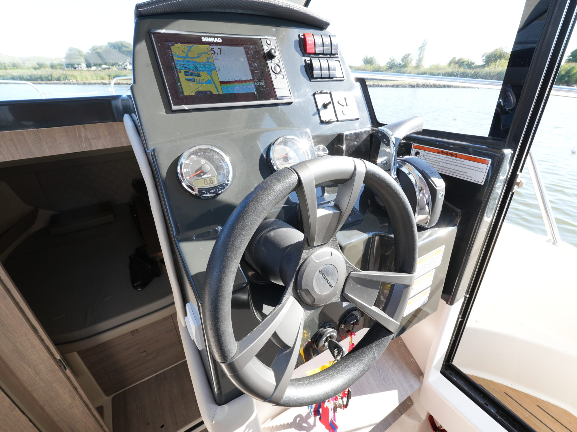 Quicksilver 905 Activ Weekend 2019 – Outboard met dubbele hut - Foto 18