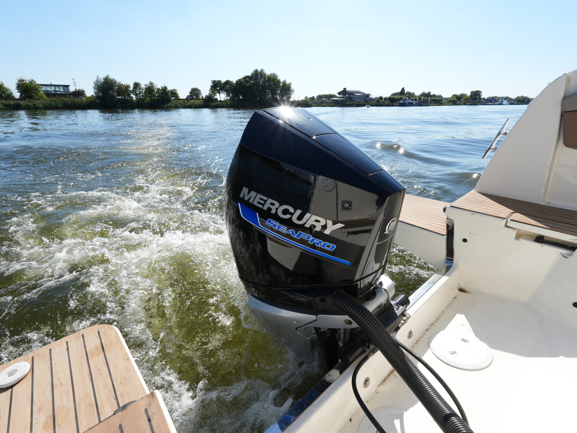 Quicksilver 905 Activ Weekend 2019 – Outboard met dubbele hut - Foto 10