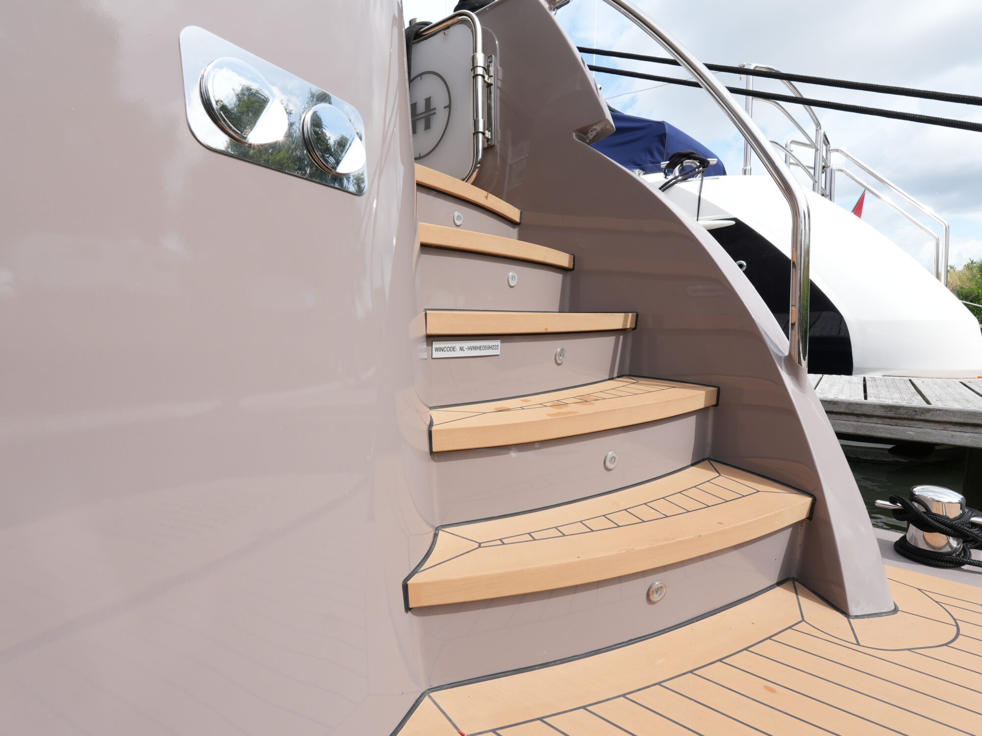 Van den Hoven Executive 15.00 MK II 2022 – joystick & 3 hutten - Foto 12