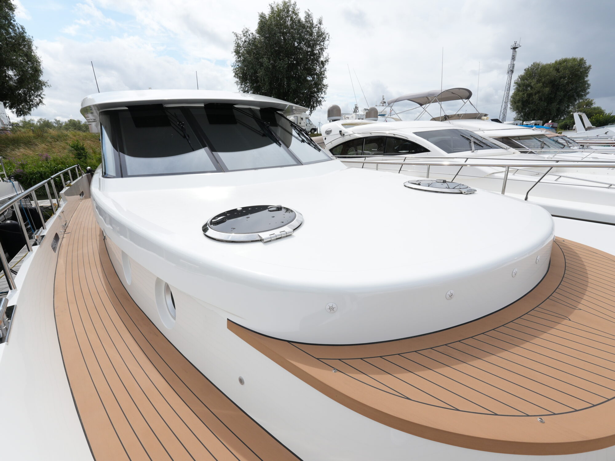 Van den Hoven Executive 15.00 MK II 2022 – joystick & 3 hutten - Foto 21