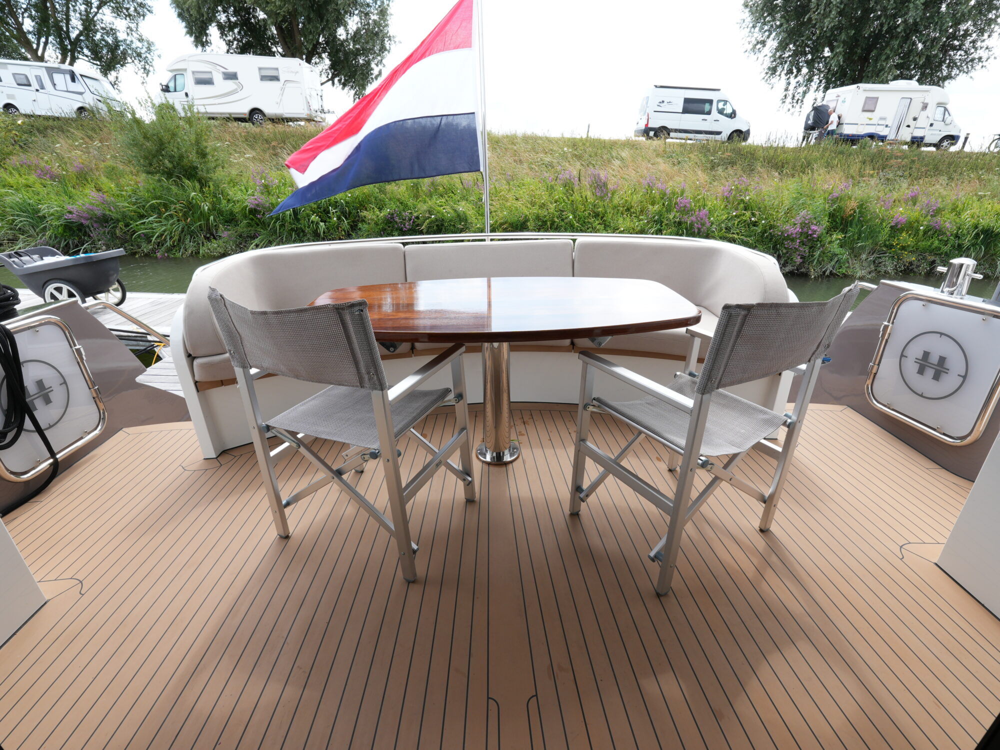 Van den Hoven Executive 15.00 MK II 2022 – joystick & 3 hutten - Foto 26