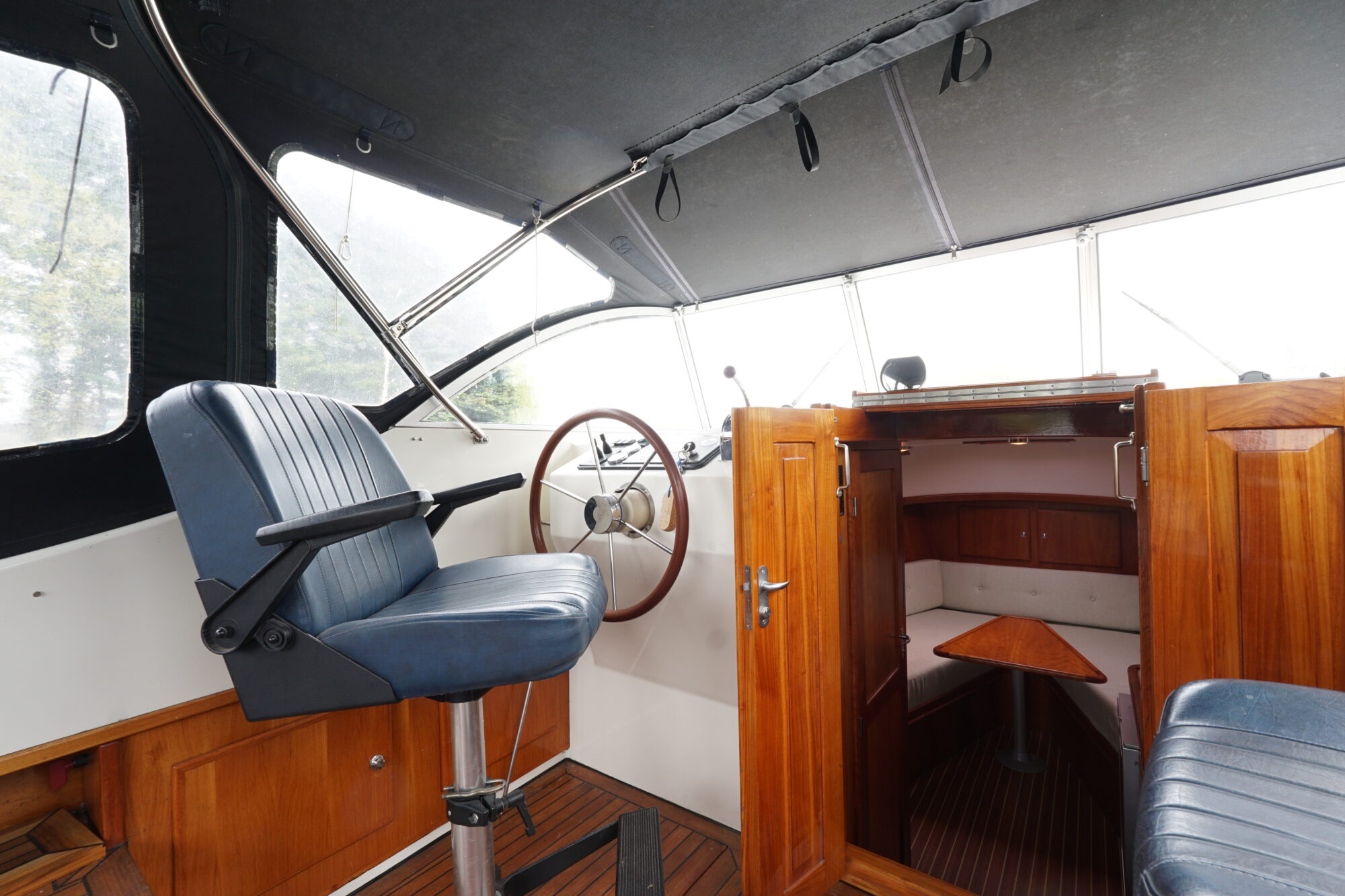 Vedette 8.80 OK 2007 – Lage doorvaarthoogte 2,30 m - Foto 11