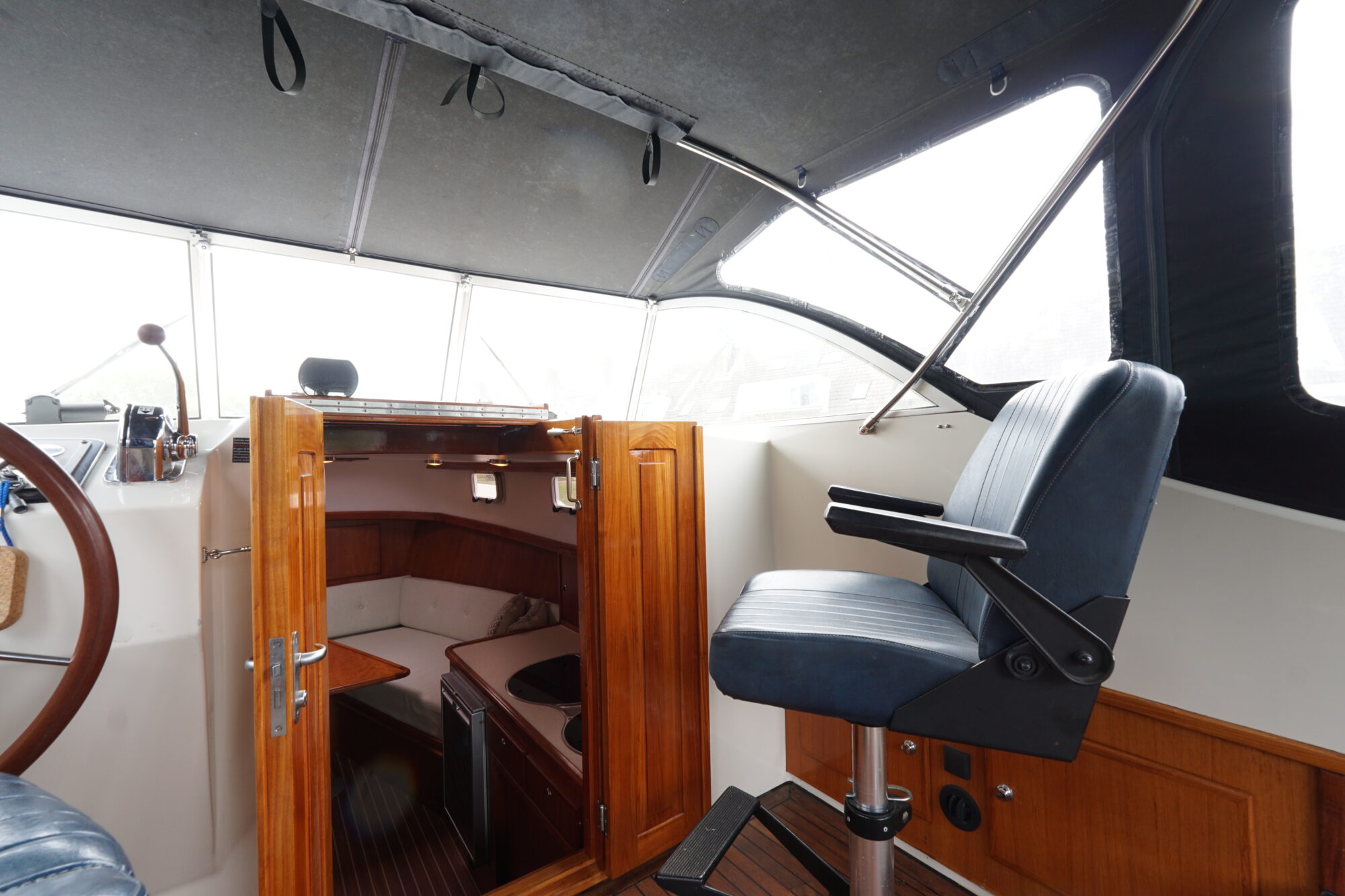 Vedette 8.80 OK 2007 – Lage doorvaarthoogte 2,30 m - Foto 14