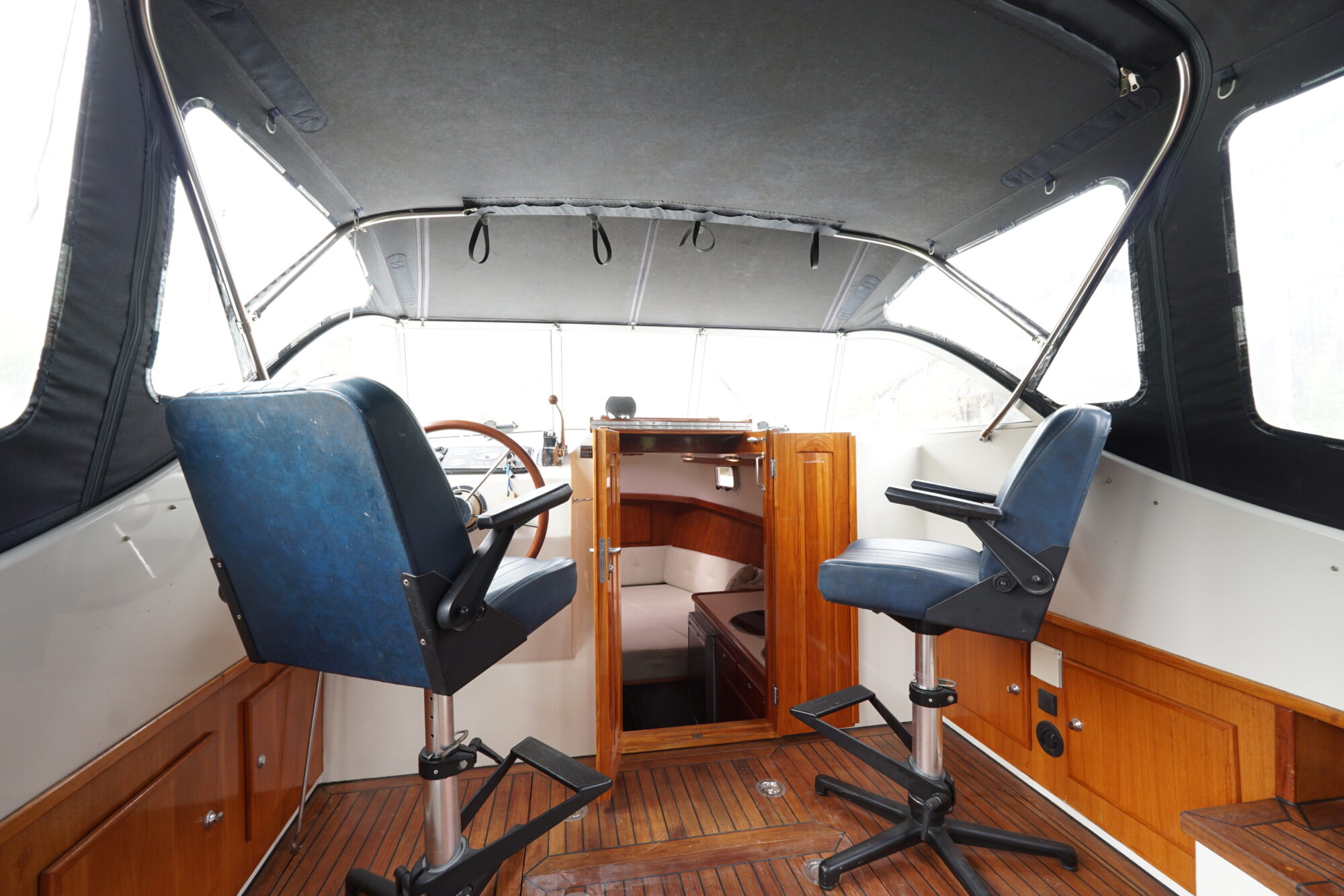 Vedette 8.80 OK 2007 – Lage doorvaarthoogte 2,30 m - Foto 9