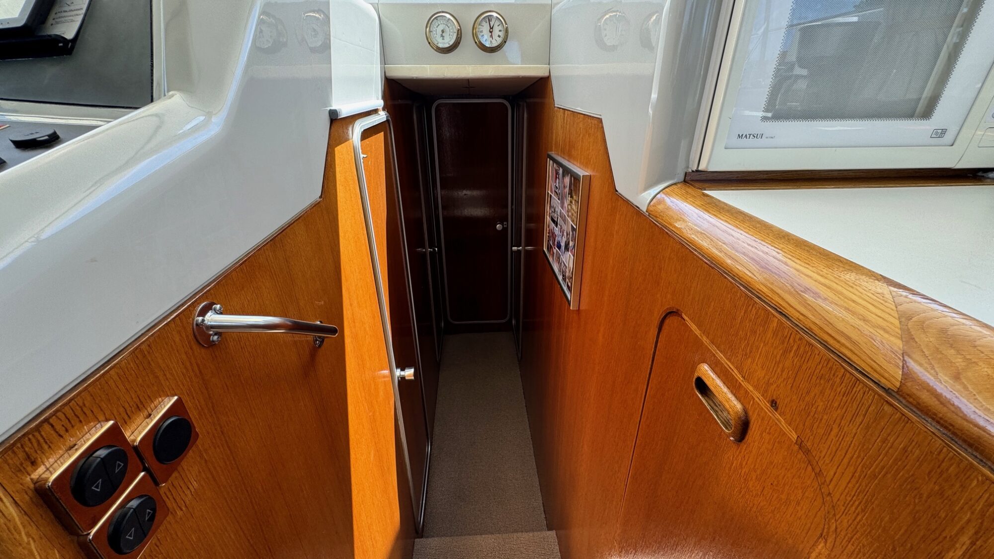 Whitewater Wolfe 46 Flybridge 1990 – Zeewaardig met dubbele besturing - Foto 16