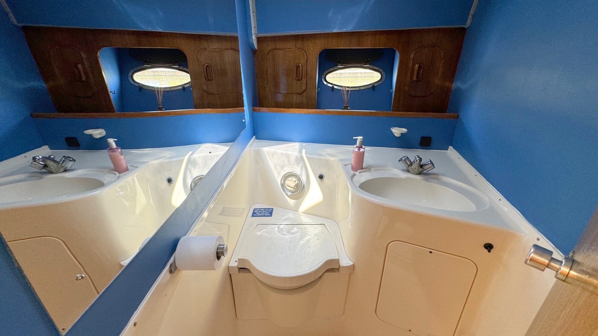 Whitewater Wolfe 46 Flybridge 1990 – Zeewaardig met dubbele besturing - Foto 22