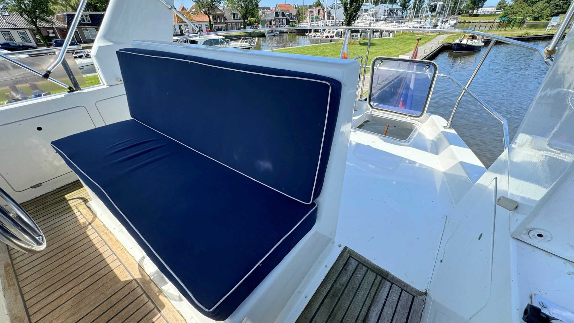 Whitewater Wolfe 46 Flybridge 1990 – Zeewaardig met dubbele besturing - Foto 29