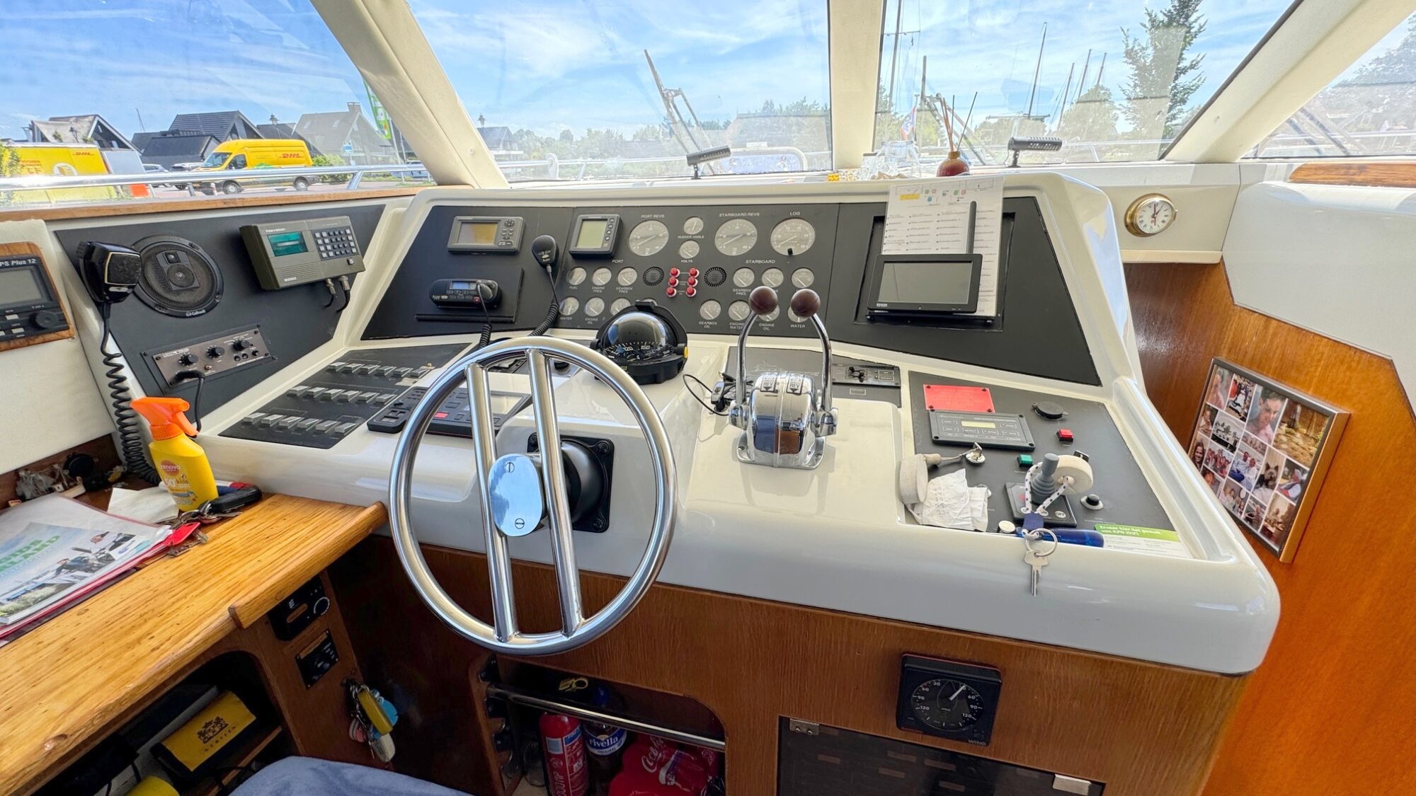 Whitewater Wolfe 46 Flybridge 1990 – Zeewaardig met dubbele besturing - Foto 9