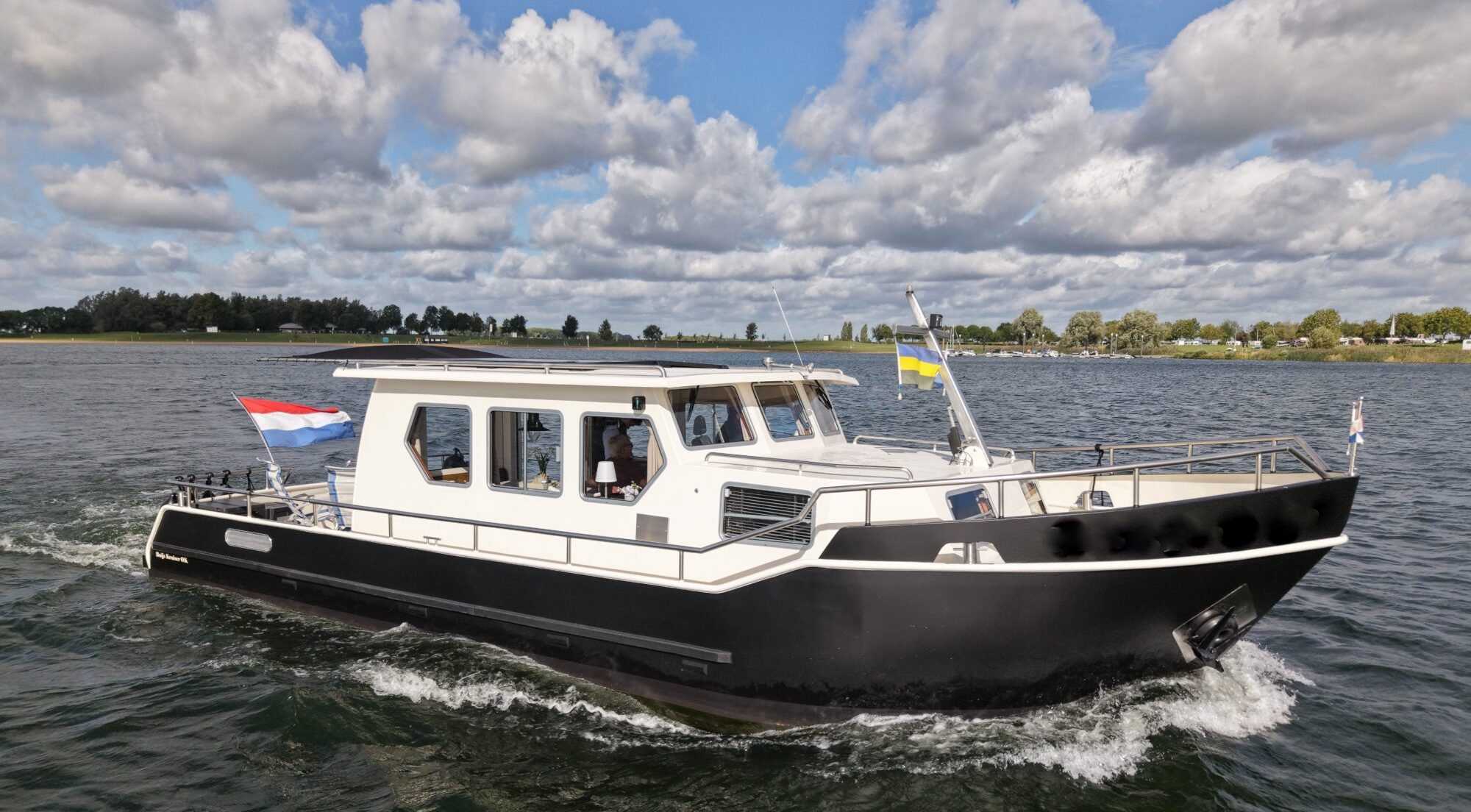 Buijs Kruiser 10.80 OK 2014 – Stoere zware kruiser met lage doorvaart
