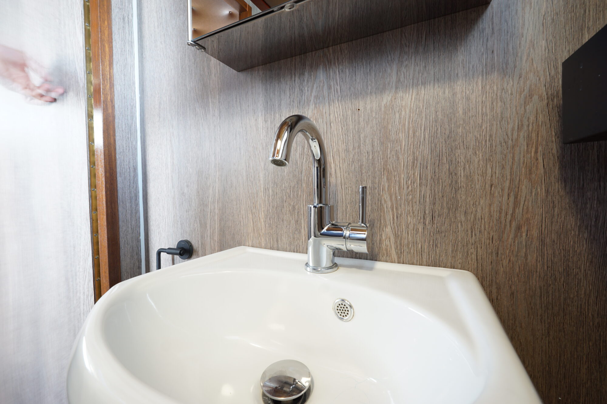Buijs Kruiser 10.80 OK 2014 – Stoere zware kruiser met lage doorvaart - Foto 28