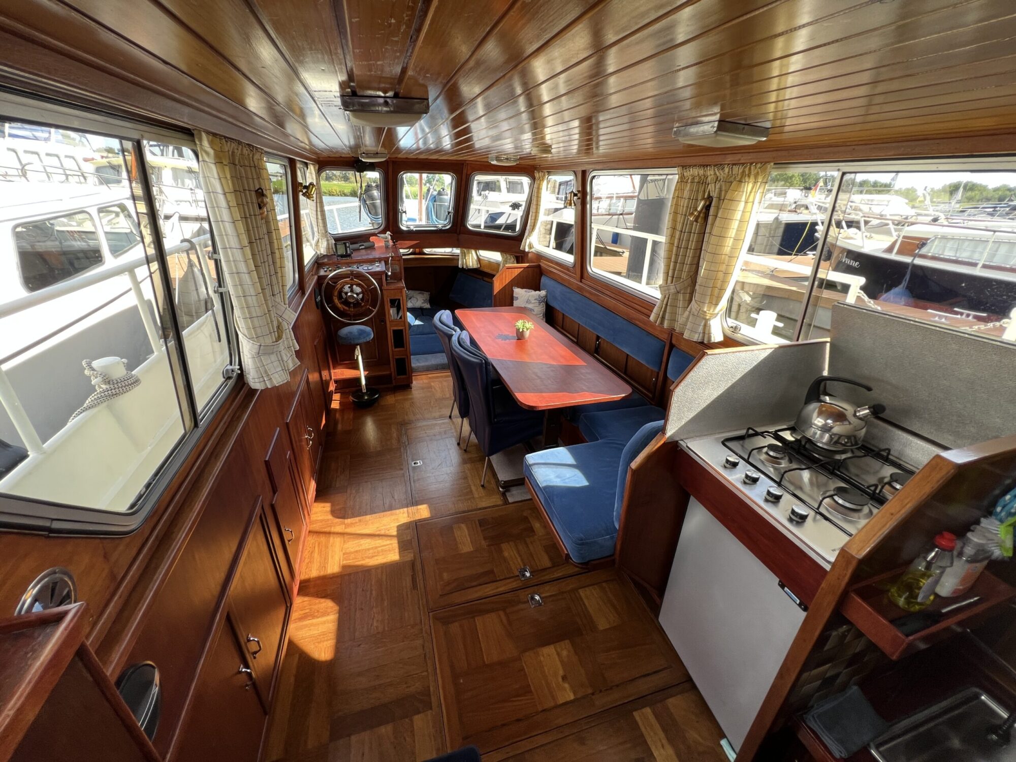 Beachcraft 11.30 AK Cabrio 1979 – Mahonie met boegschroef - Foto 14