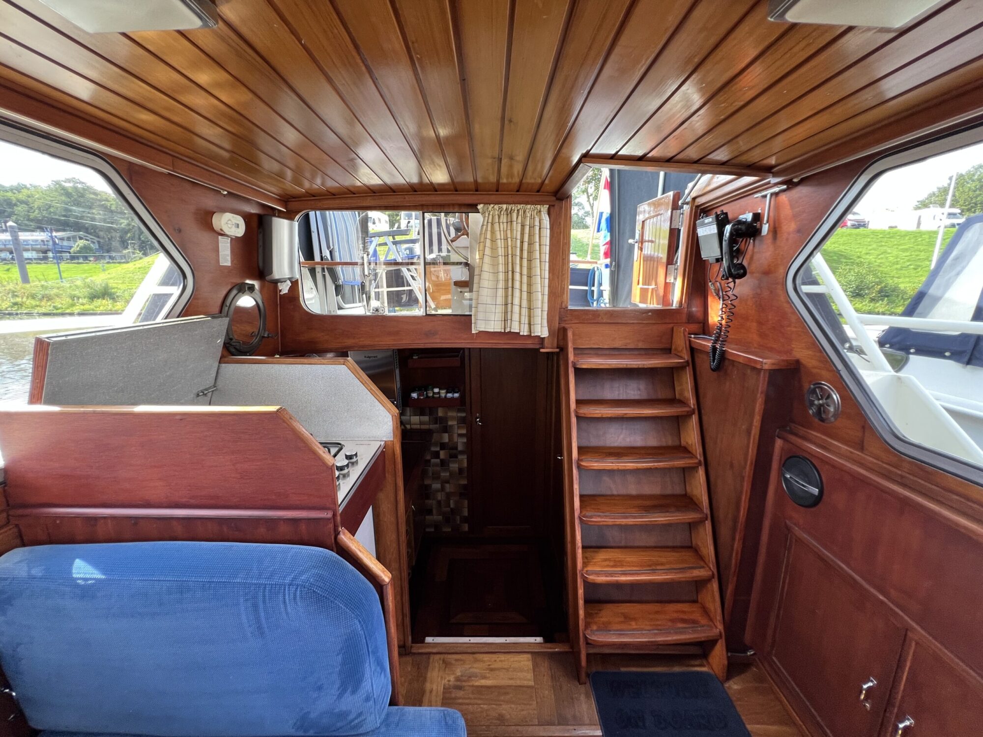 Beachcraft 11.30 AK Cabrio 1979 – Mahonie met boegschroef - Foto 17