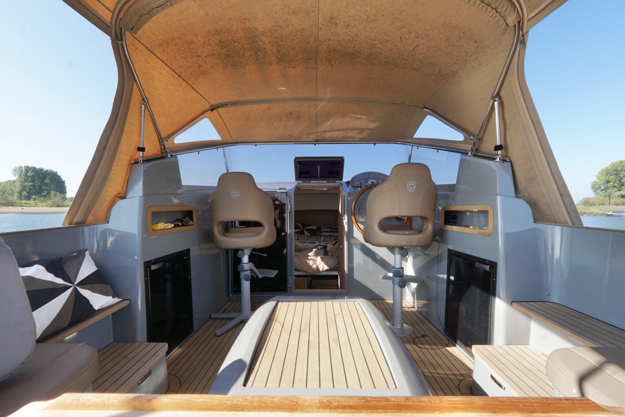 Antaris Seventy7 Cabin 2022 – quasi-nieuw en rijk uitgerust - Foto 9