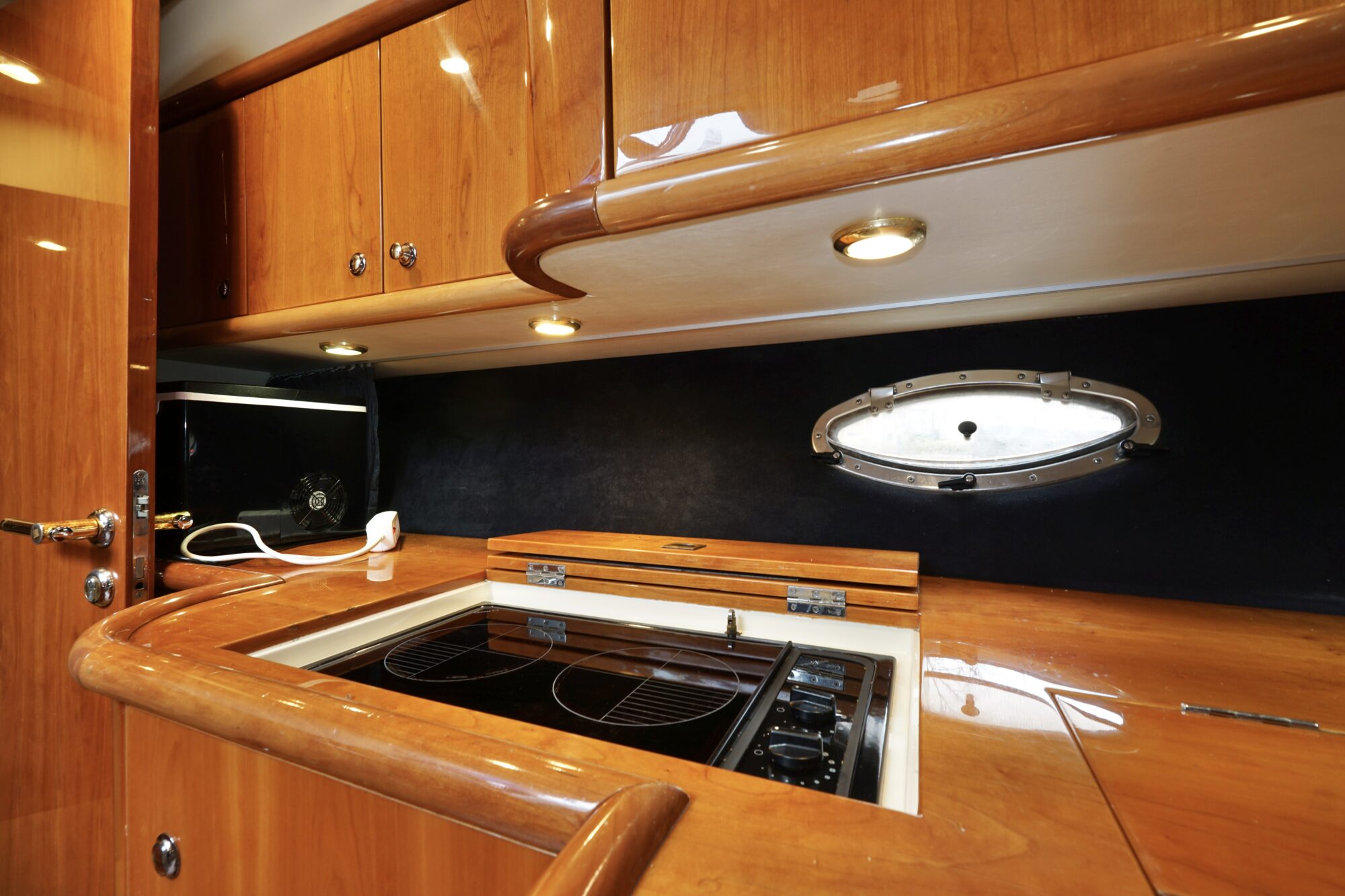 Sunseeker Camargue 47 1997 – 55 km/u met refit 2025 - Foto 12